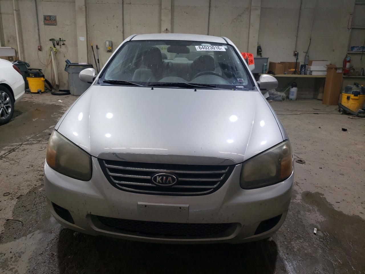 2009 Kia Spectra Lx Silver vin: KNAFE221595661064