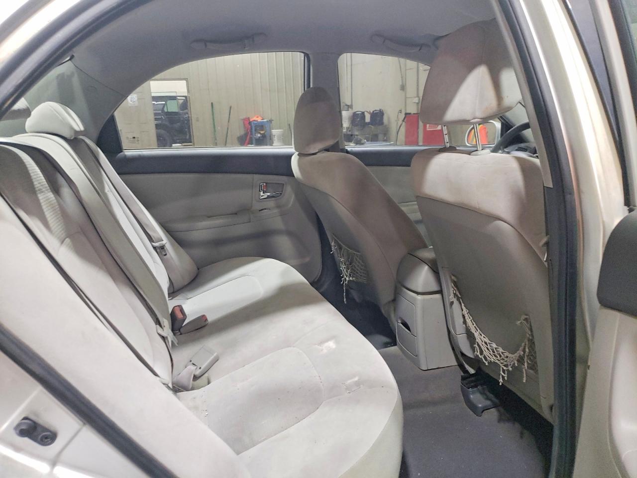2009 Kia Spectra Lx Silver vin: KNAFE221595661064