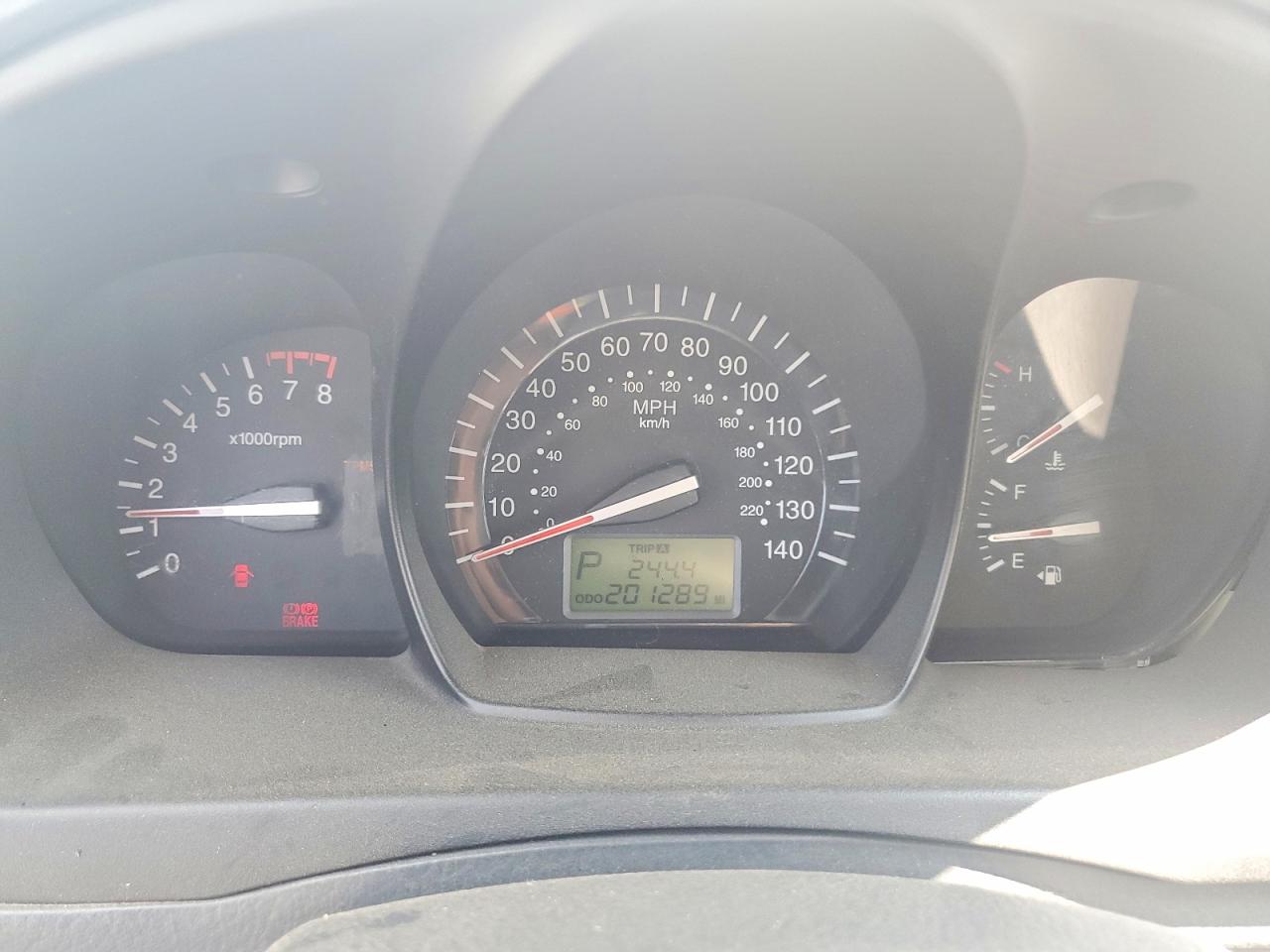 2009 Kia Spectra Lx Silver vin: KNAFE221595661064