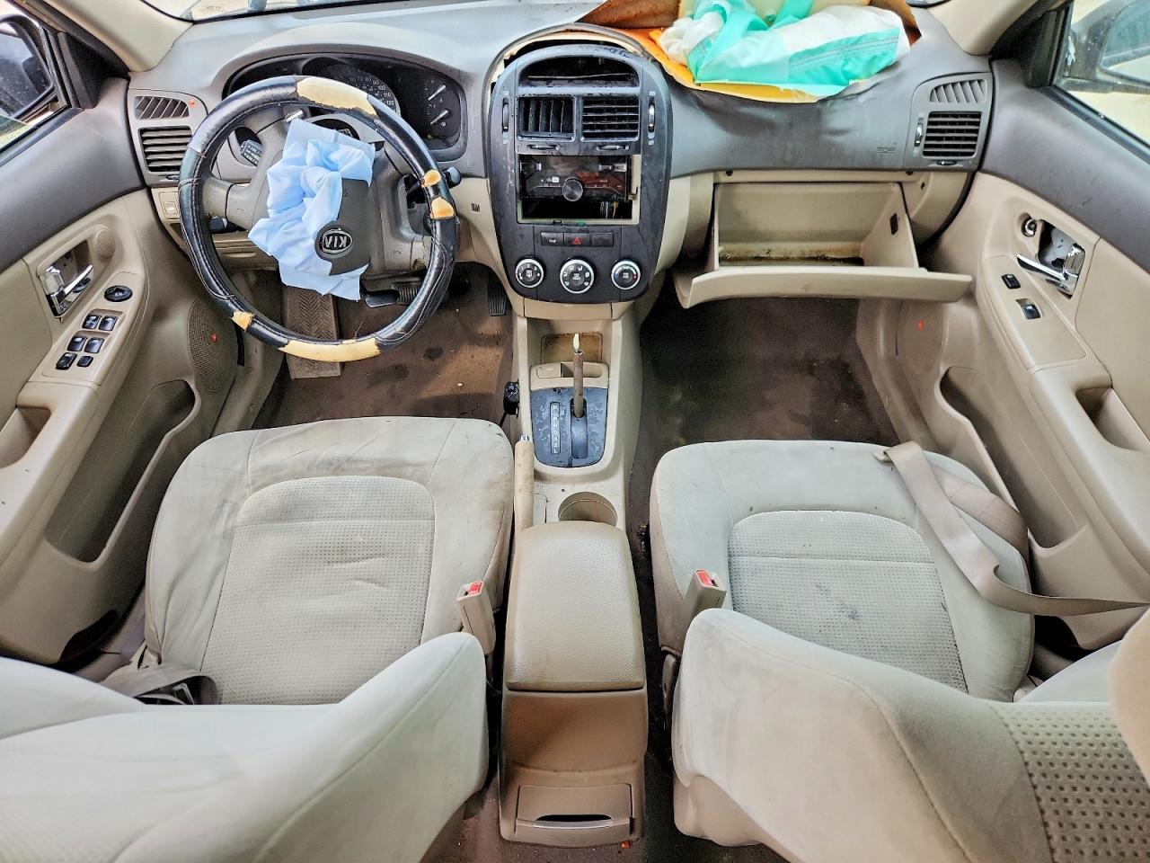 2009 Kia Spectra Lx Gold vin: KNAFE221695588447
