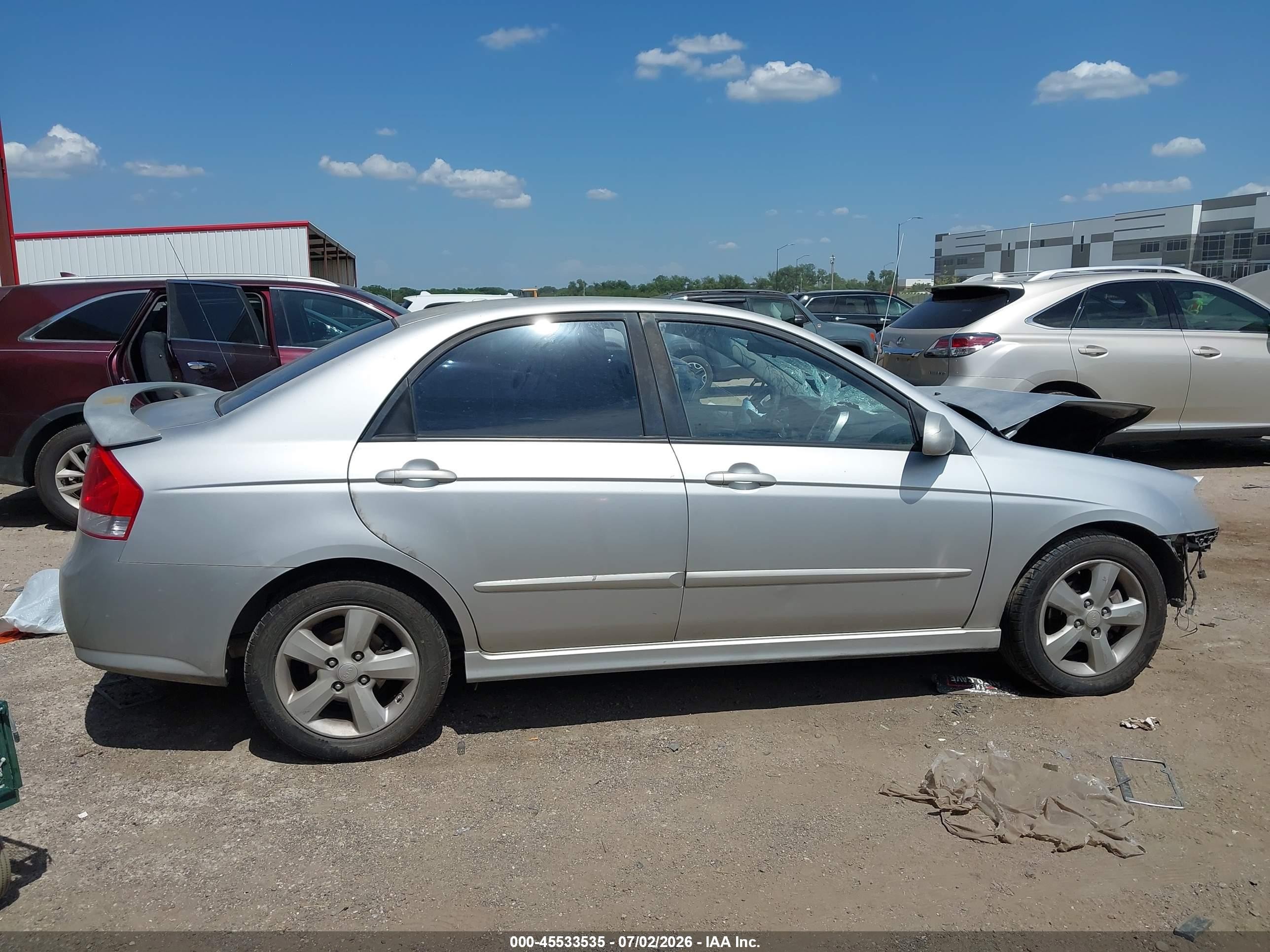 2009 Kia Spectra Sx Silver vin: KNAFE221795026010