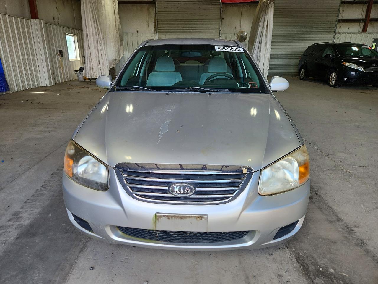 2009 Kia Spectra Lx Silver vin: KNAFE221X95620557