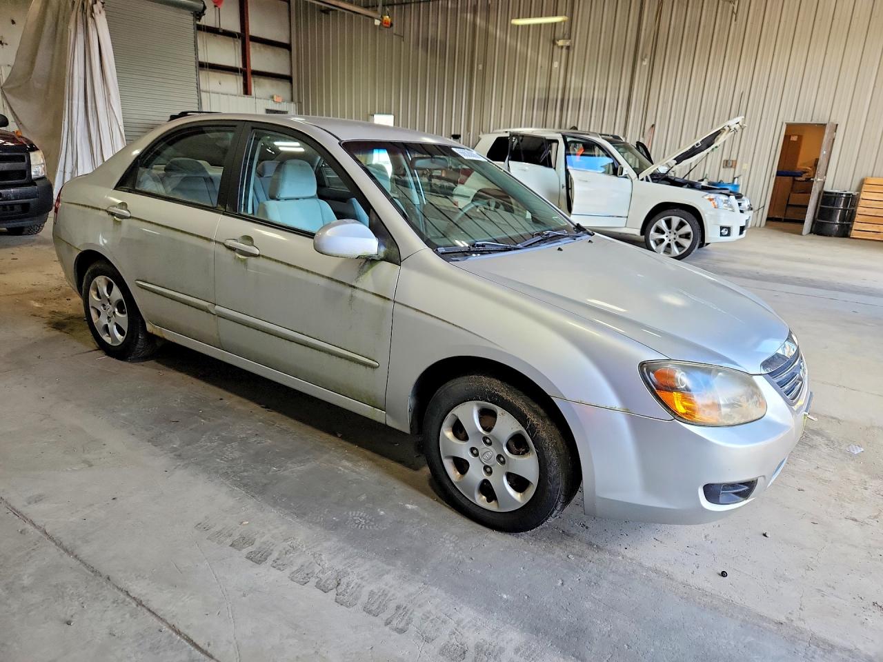 2009 Kia Spectra Lx Silver vin: KNAFE221X95620557