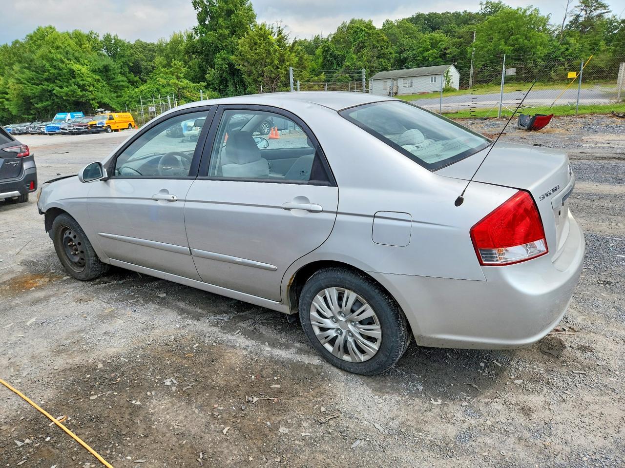 2009 Kia Spectra Lx Silver vin: KNAFE222095638994