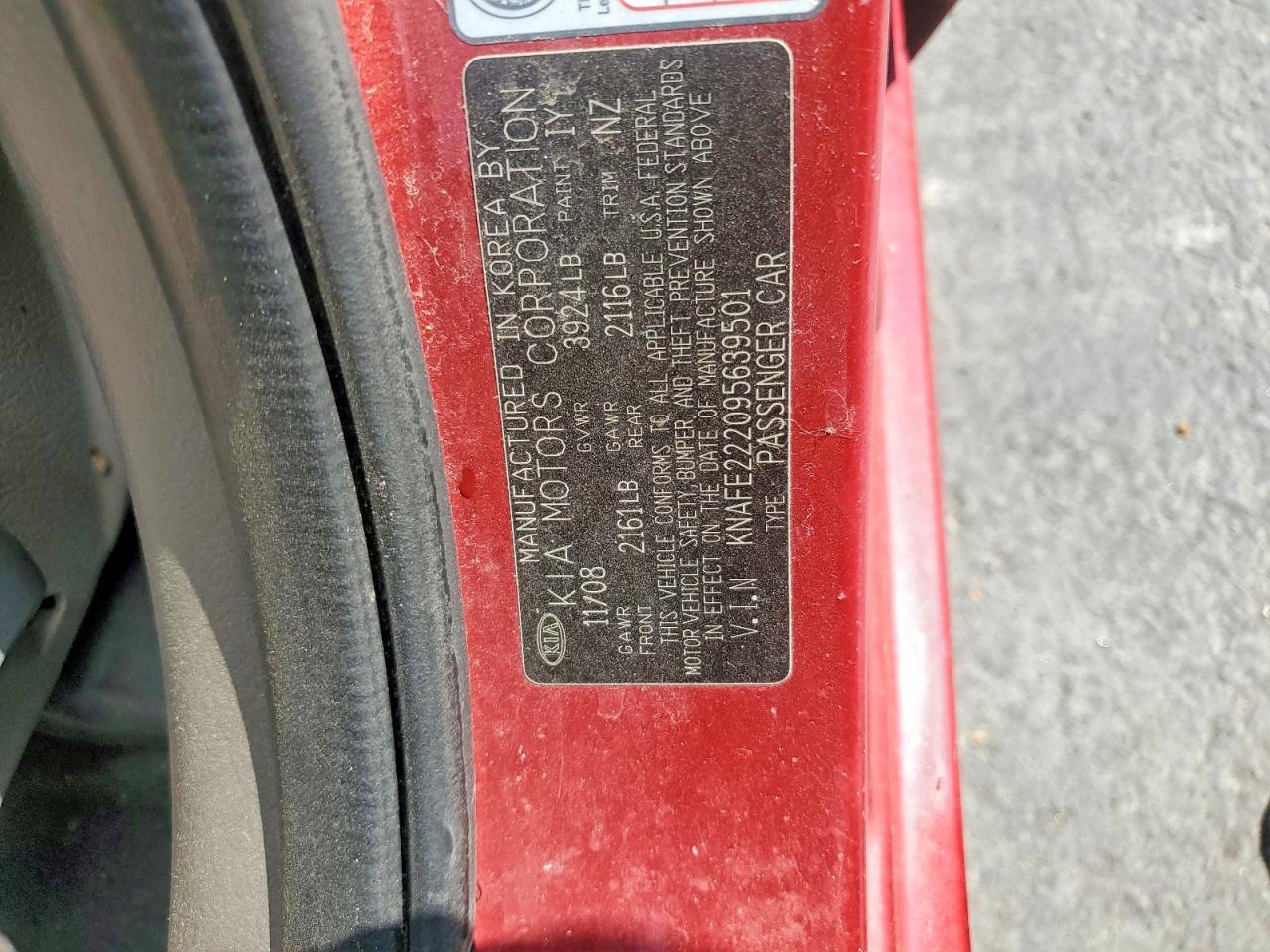 2009 Kia Spectra Lx Red vin: KNAFE222095639501