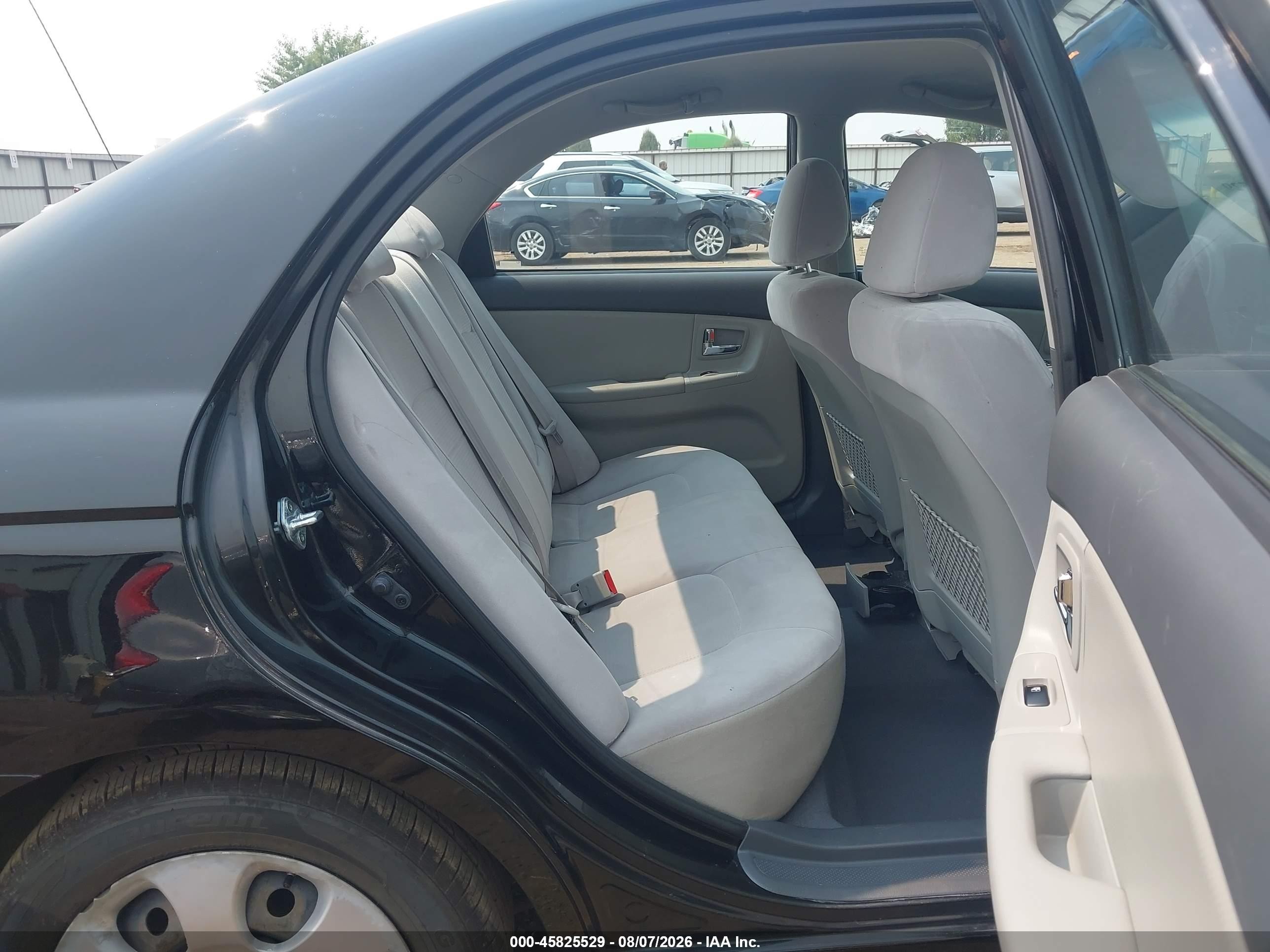 2009 Kia Spectra Ex Black vin: KNAFE222195667971