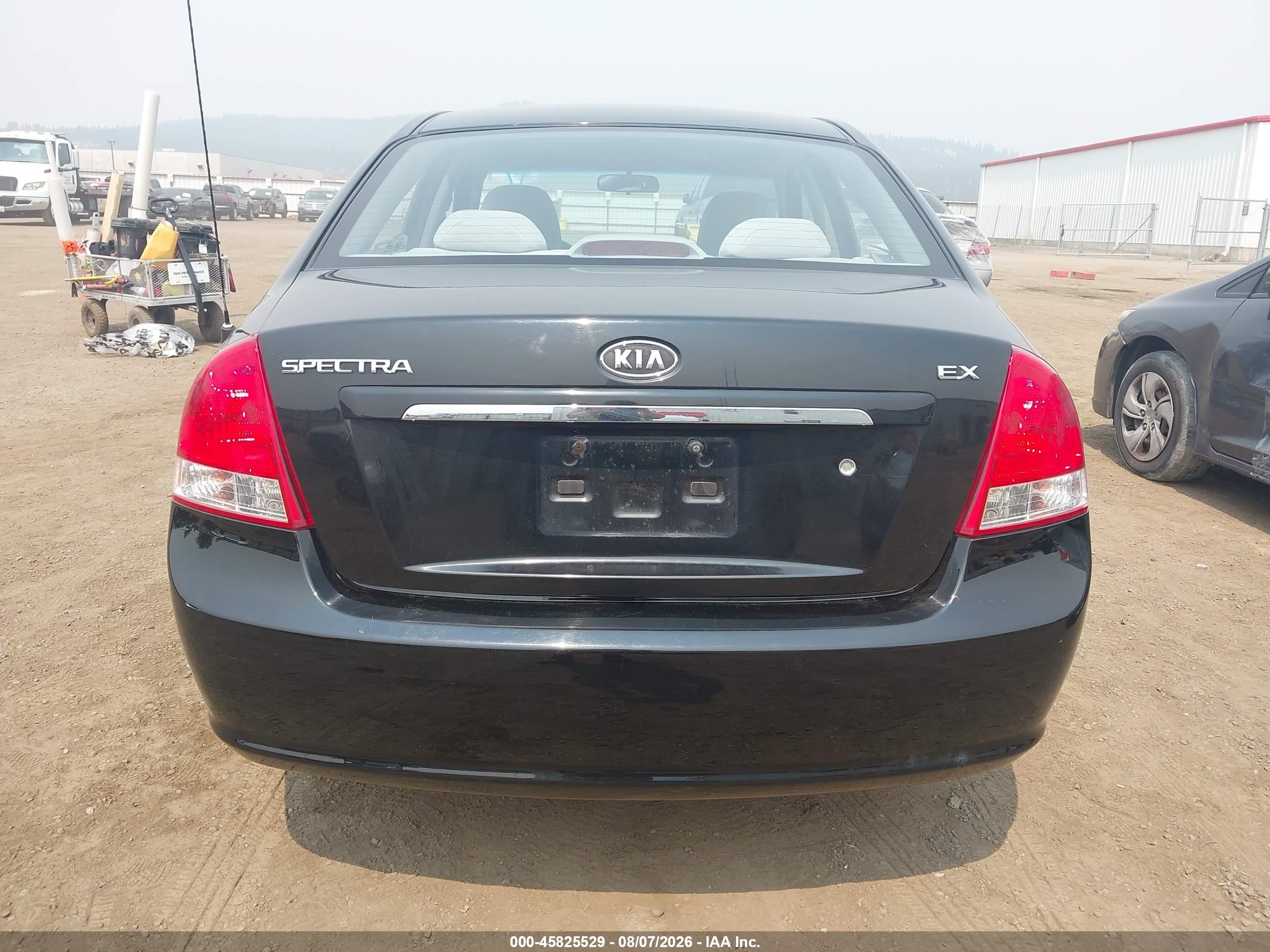 2009 Kia Spectra Ex Black vin: KNAFE222195667971