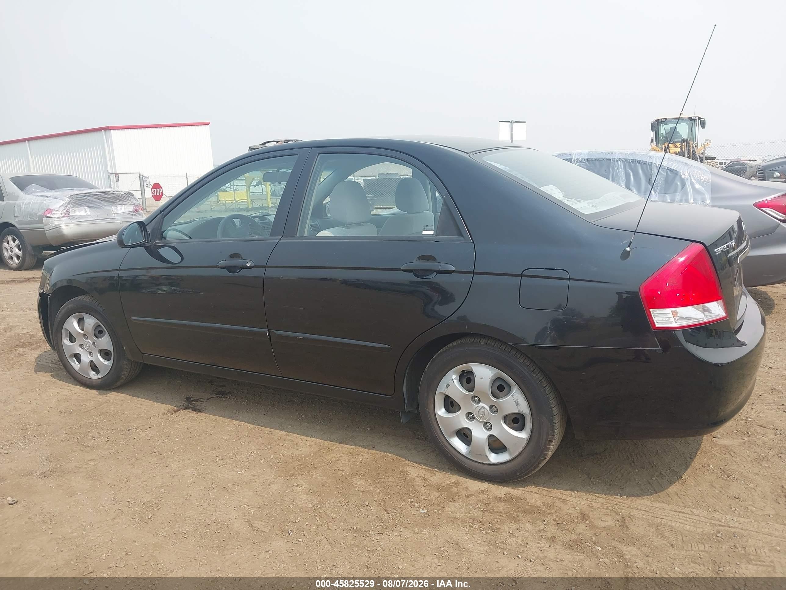 2009 Kia Spectra Ex Black vin: KNAFE222195667971