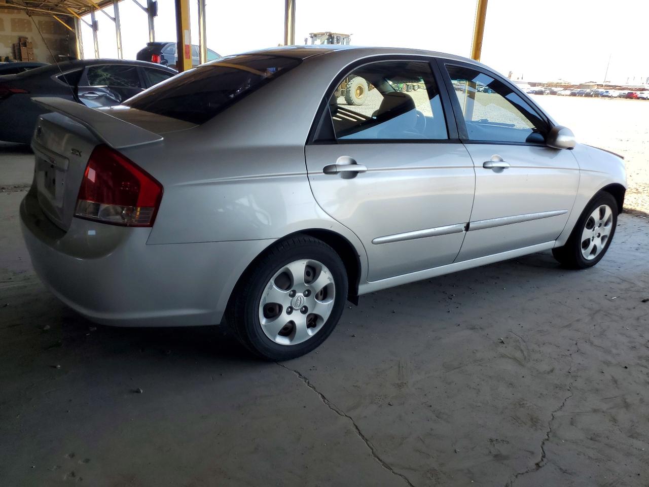 2009 Kia Spectra Lx Silver vin: KNAFE222395590276