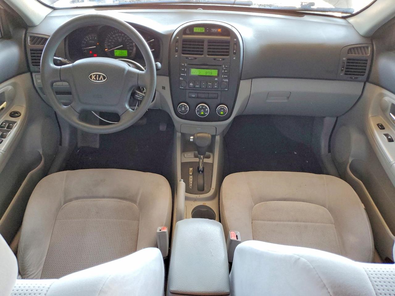 2009 Kia Spectra Lx Silver vin: KNAFE222395590276