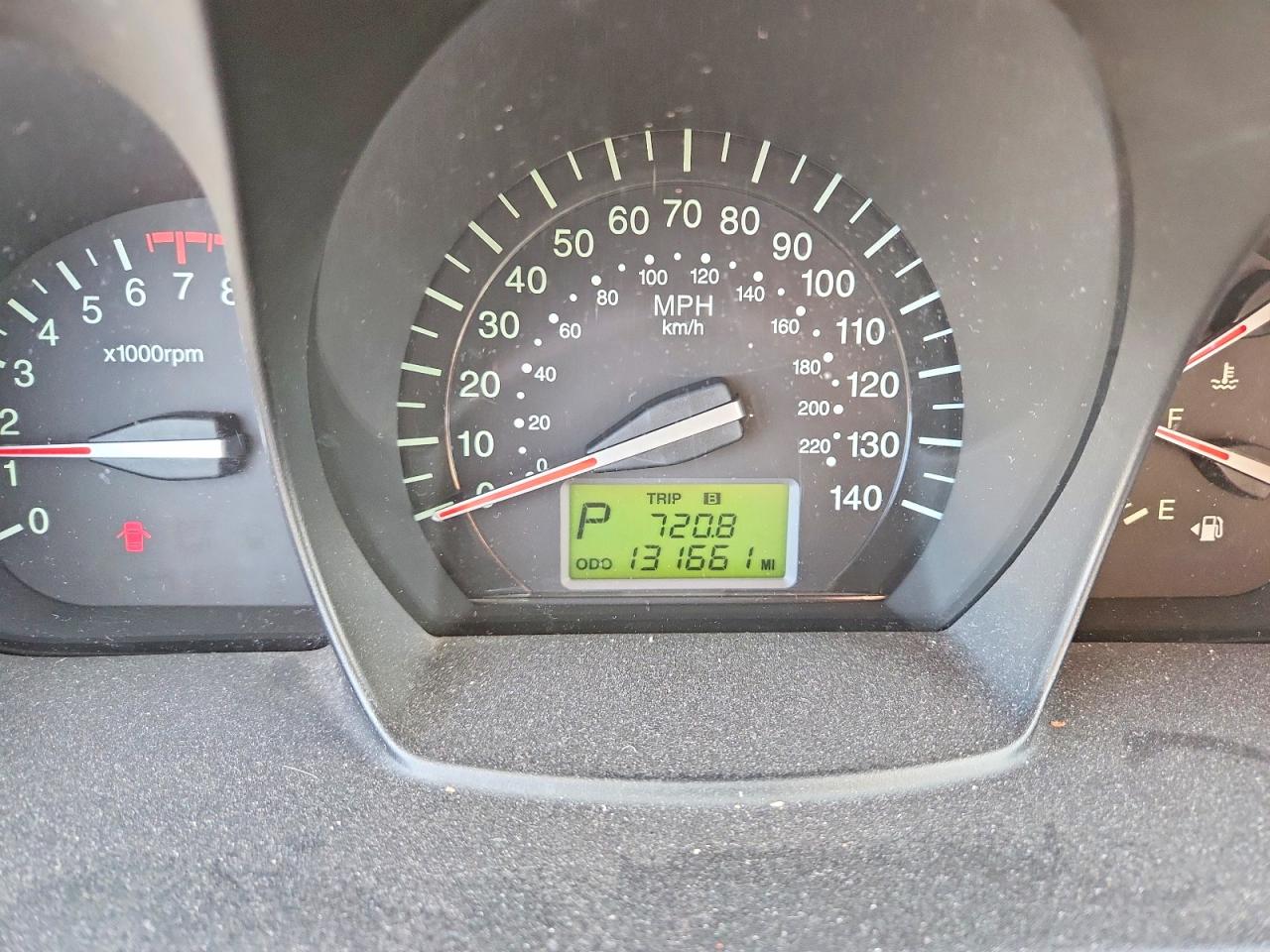 2009 Kia Spectra Lx Black vin: KNAFE222395593193