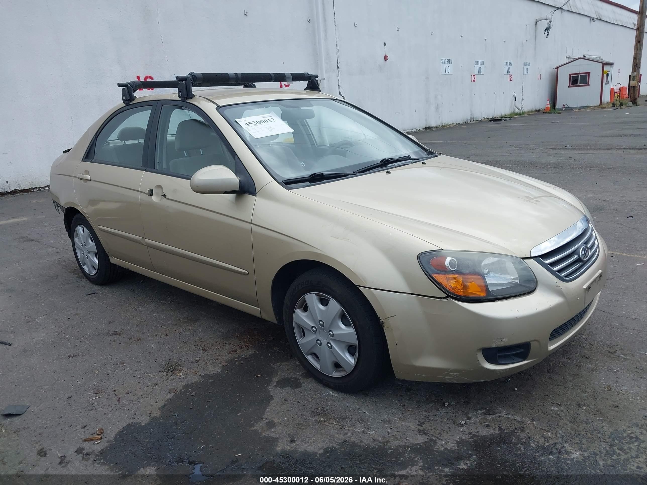 2009 Kia Spectra Ex Золотой vin: KNAFE222495658925