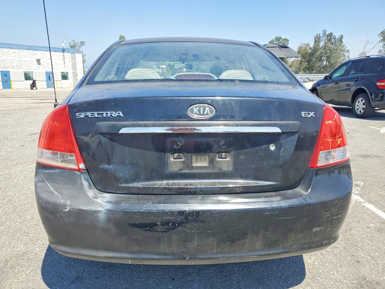 2009 Kia Spectra Ex Automatic Черный vin: KNAFE222595664880