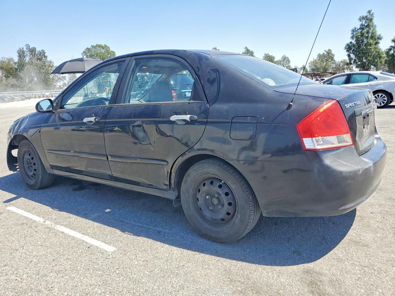 2009 Kia Spectra Ex Automatic Черный vin: KNAFE222595664880