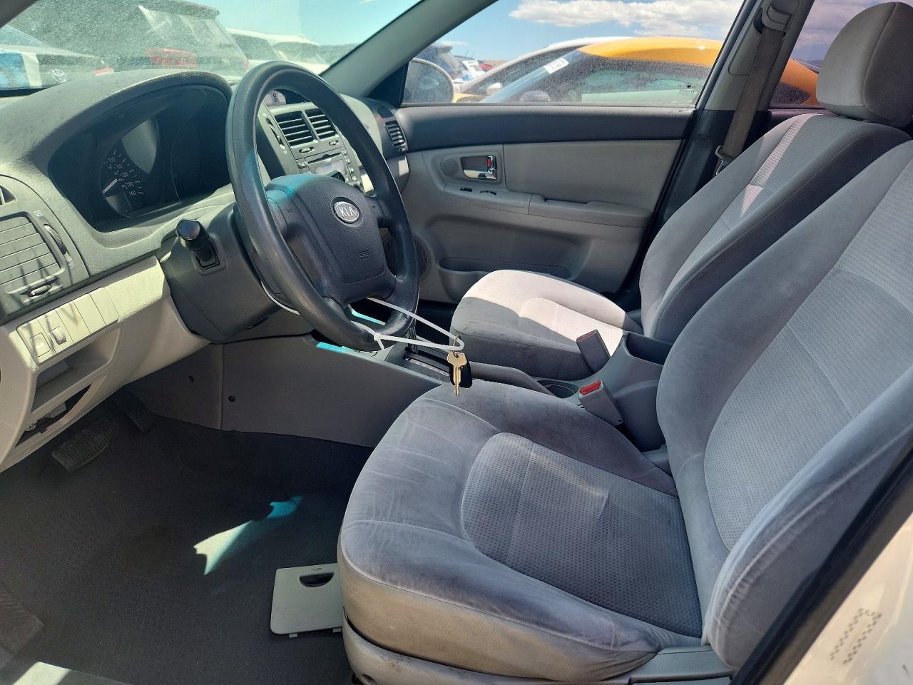2009 Kia Spectra Ex/lx/sx Белый vin: KNAFE222695664225