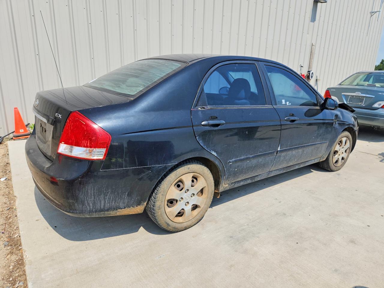 2009 Kia Spectra Lx Черный vin: KNAFE222795659745