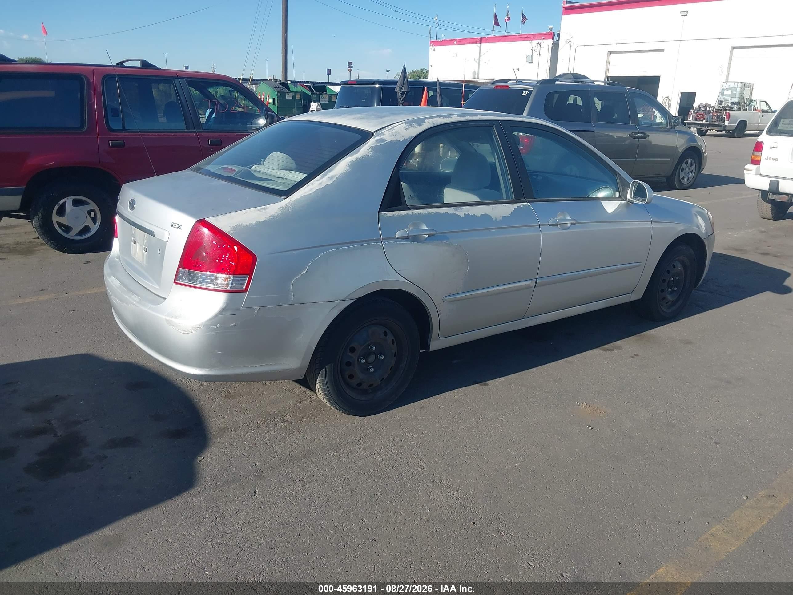 2009 Kia Spectra Ex Silver vin: KNAFE222995645796