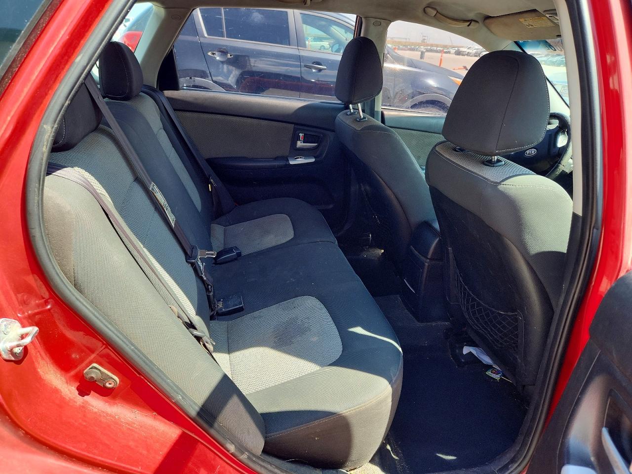 2009 Kia Spectra Sx Red vin: KNAFE241595024771