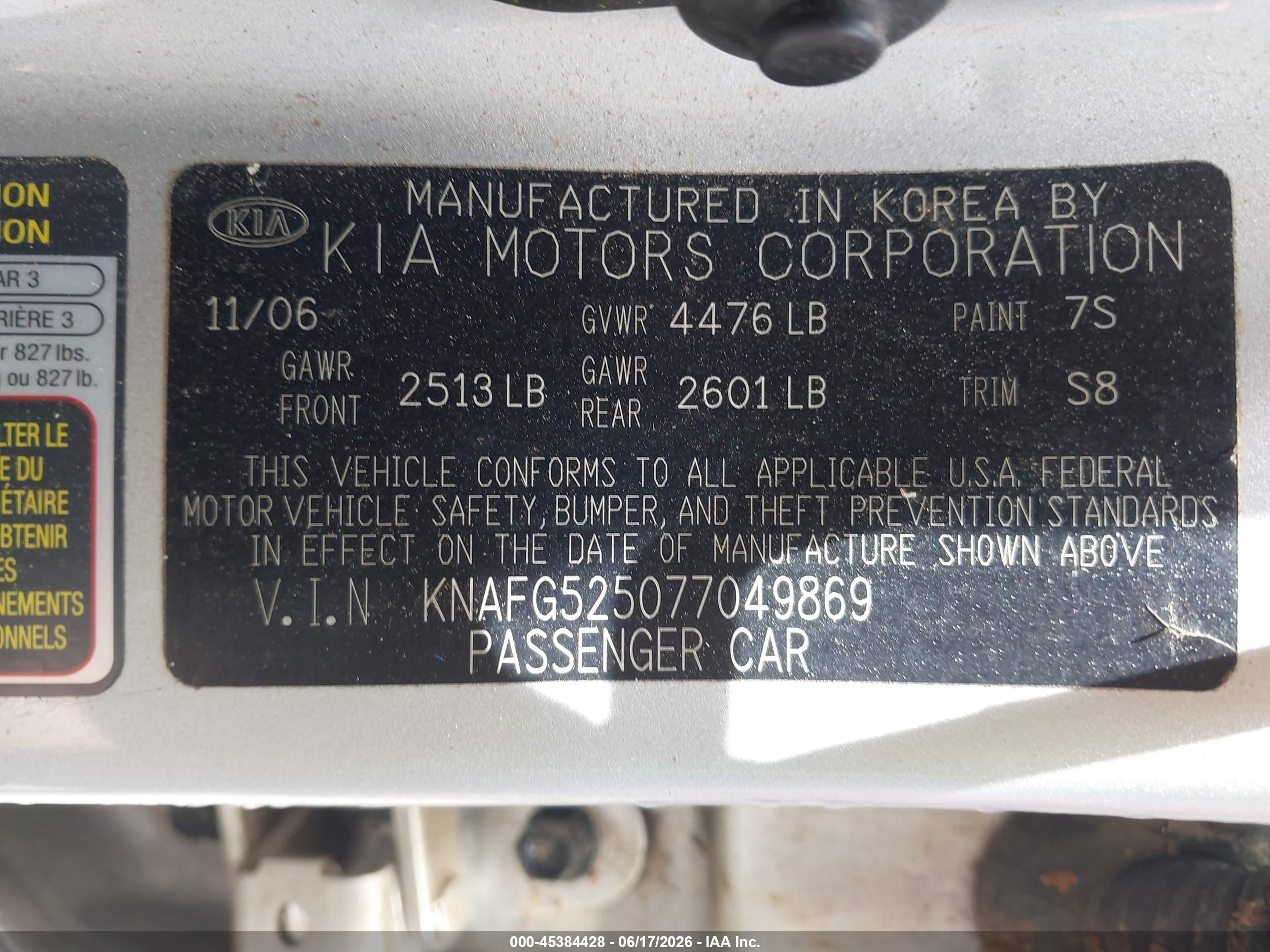 2007 Kia Rondo Lx Silver vin: KNAFG525077049869