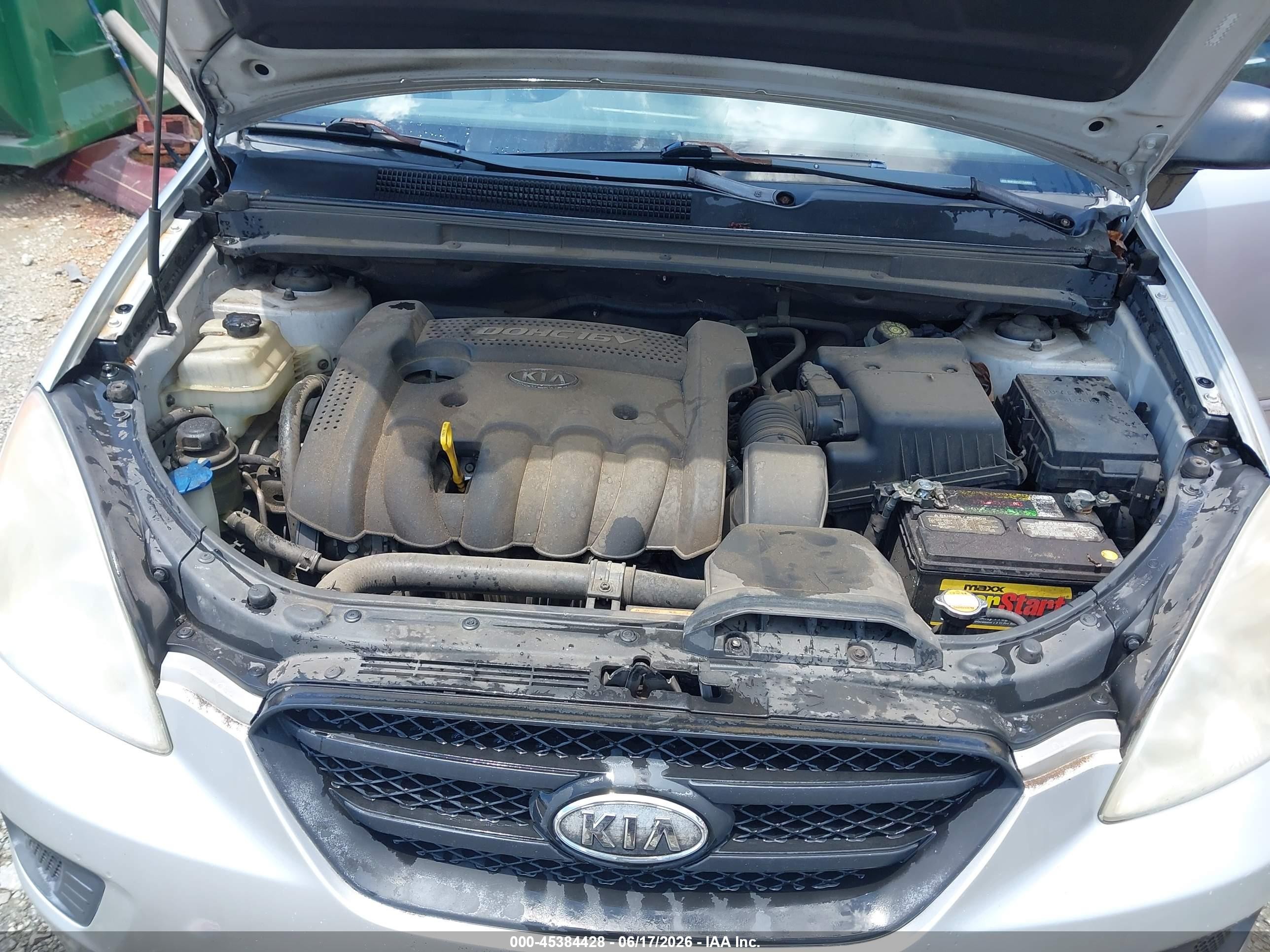 2007 Kia Rondo Lx Silver vin: KNAFG525077049869