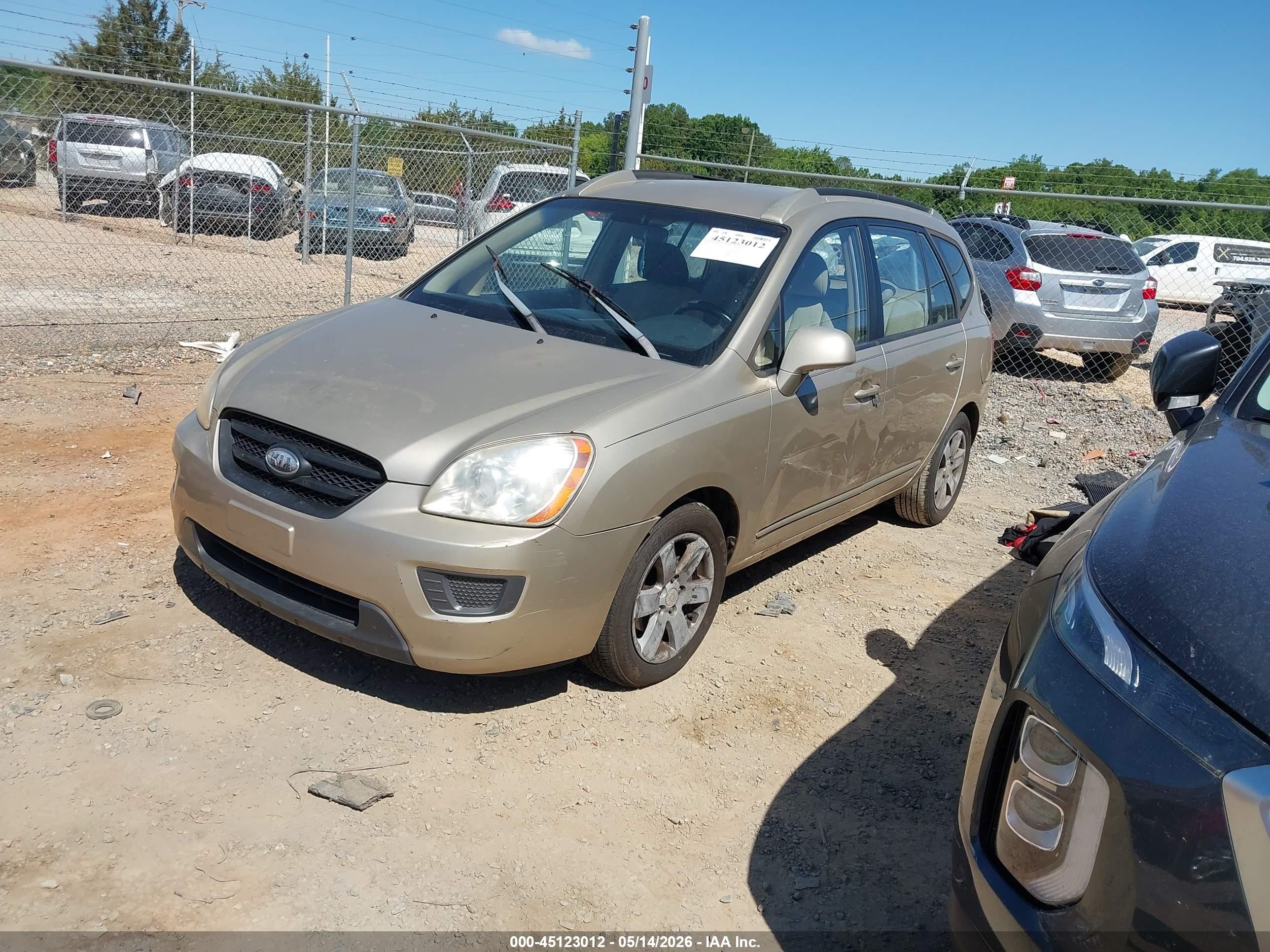 2007 Kia Rondo Lx Gold vin: KNAFG525477050197