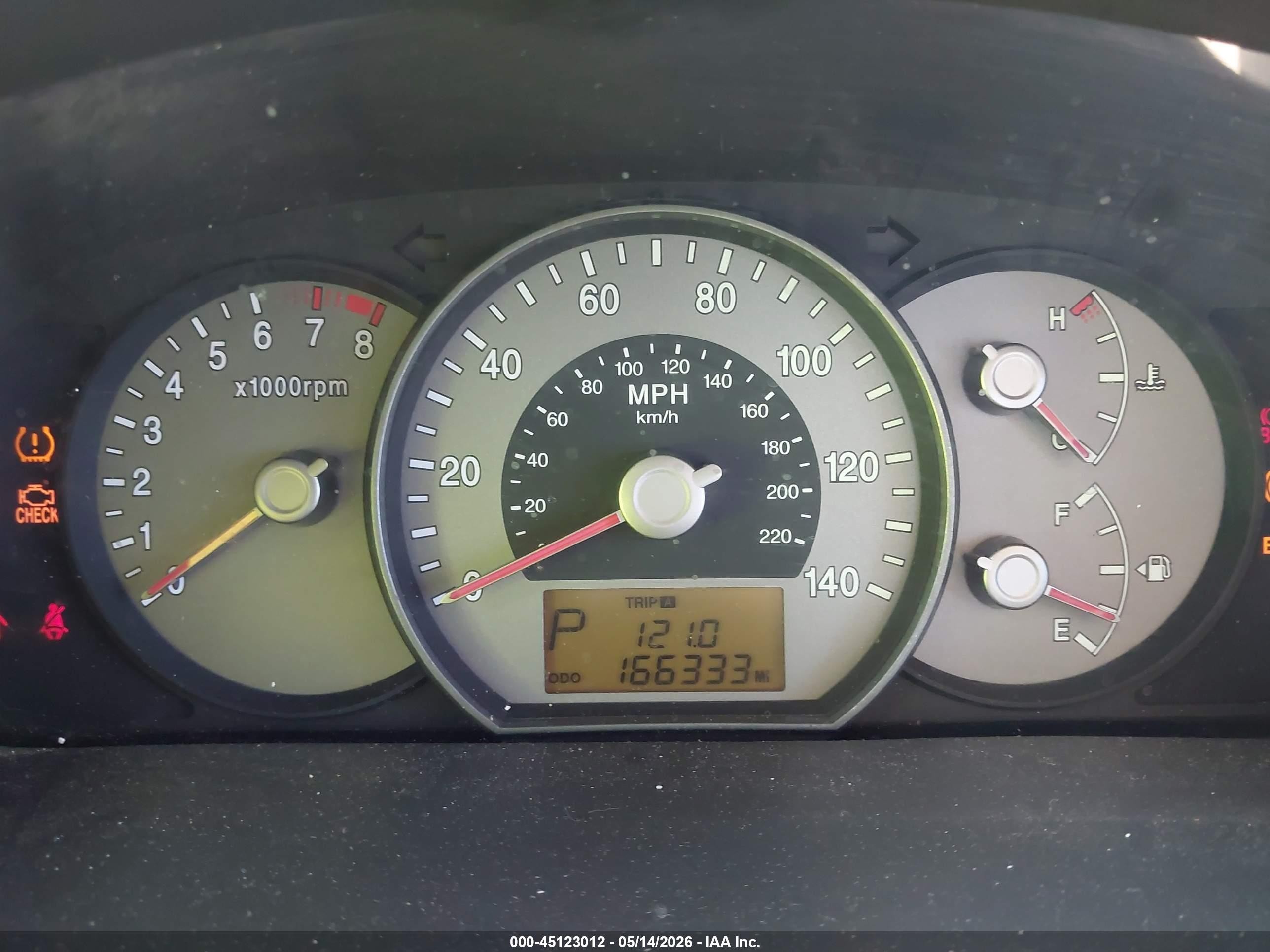 2007 Kia Rondo Lx Gold vin: KNAFG525477050197
