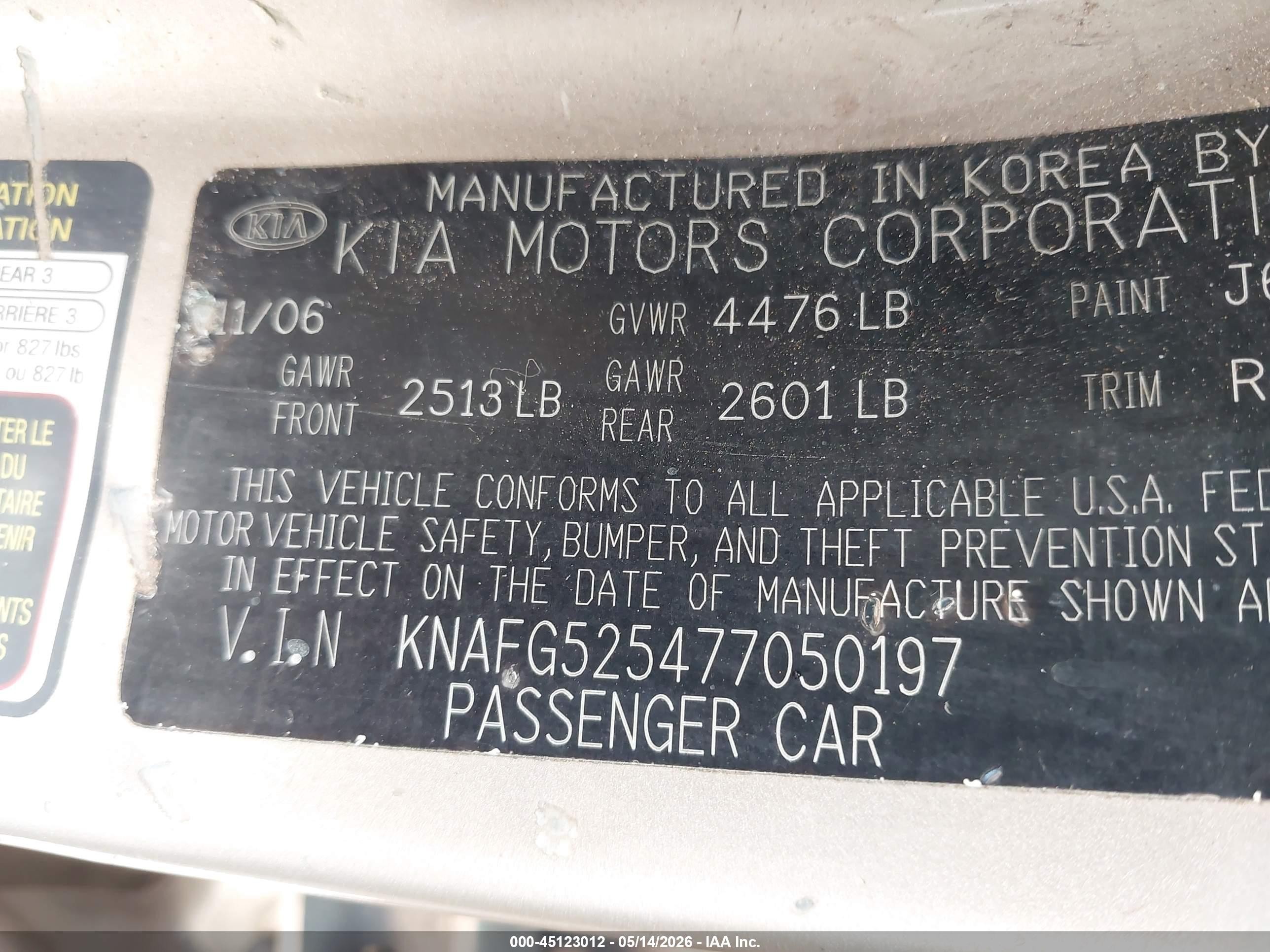 2007 Kia Rondo Lx Gold vin: KNAFG525477050197