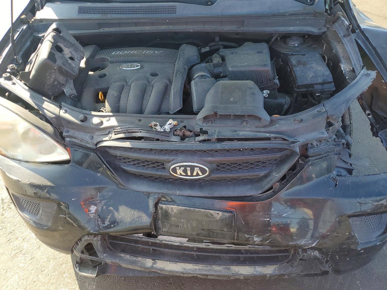 2007 Kia Rondo Lx Black vin: KNAFG525677089759