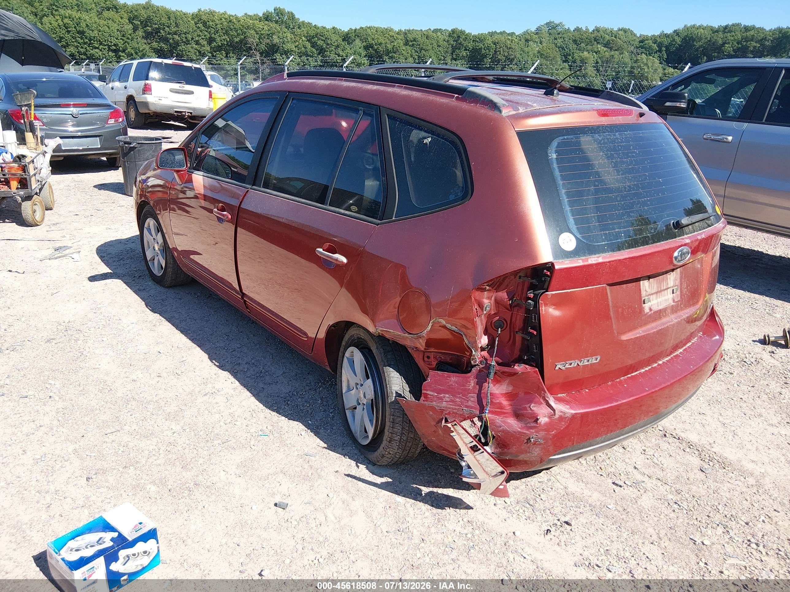 2007 Kia Rondo Lx Gold vin: KNAFG525677121576