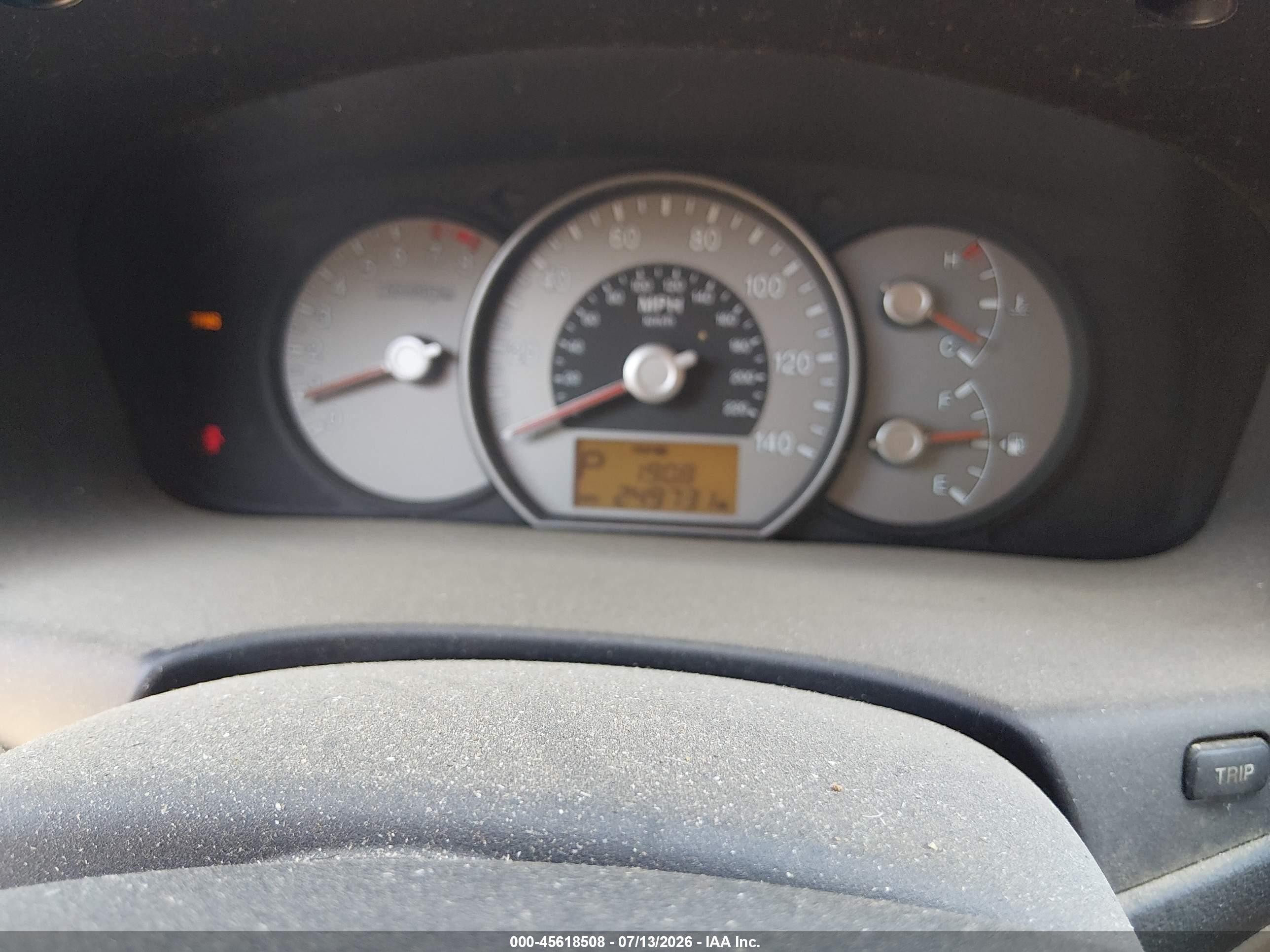 2007 Kia Rondo Lx Gold vin: KNAFG525677121576