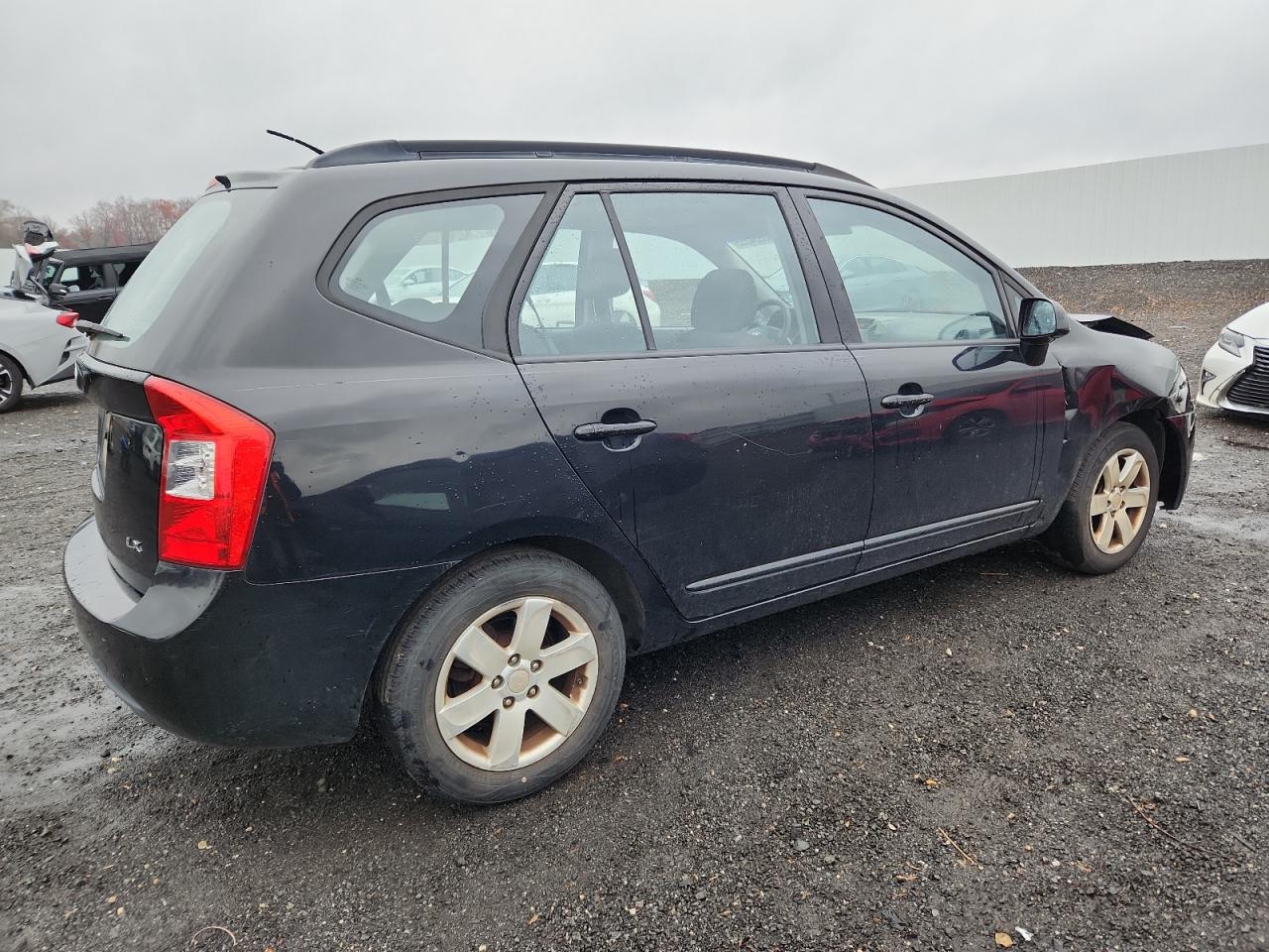 2008 Kia Rondo Base Black vin: KNAFG525687171475