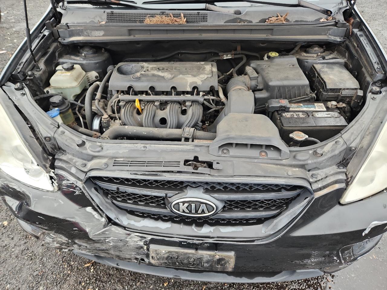 2008 Kia Rondo Base Black vin: KNAFG525687171475