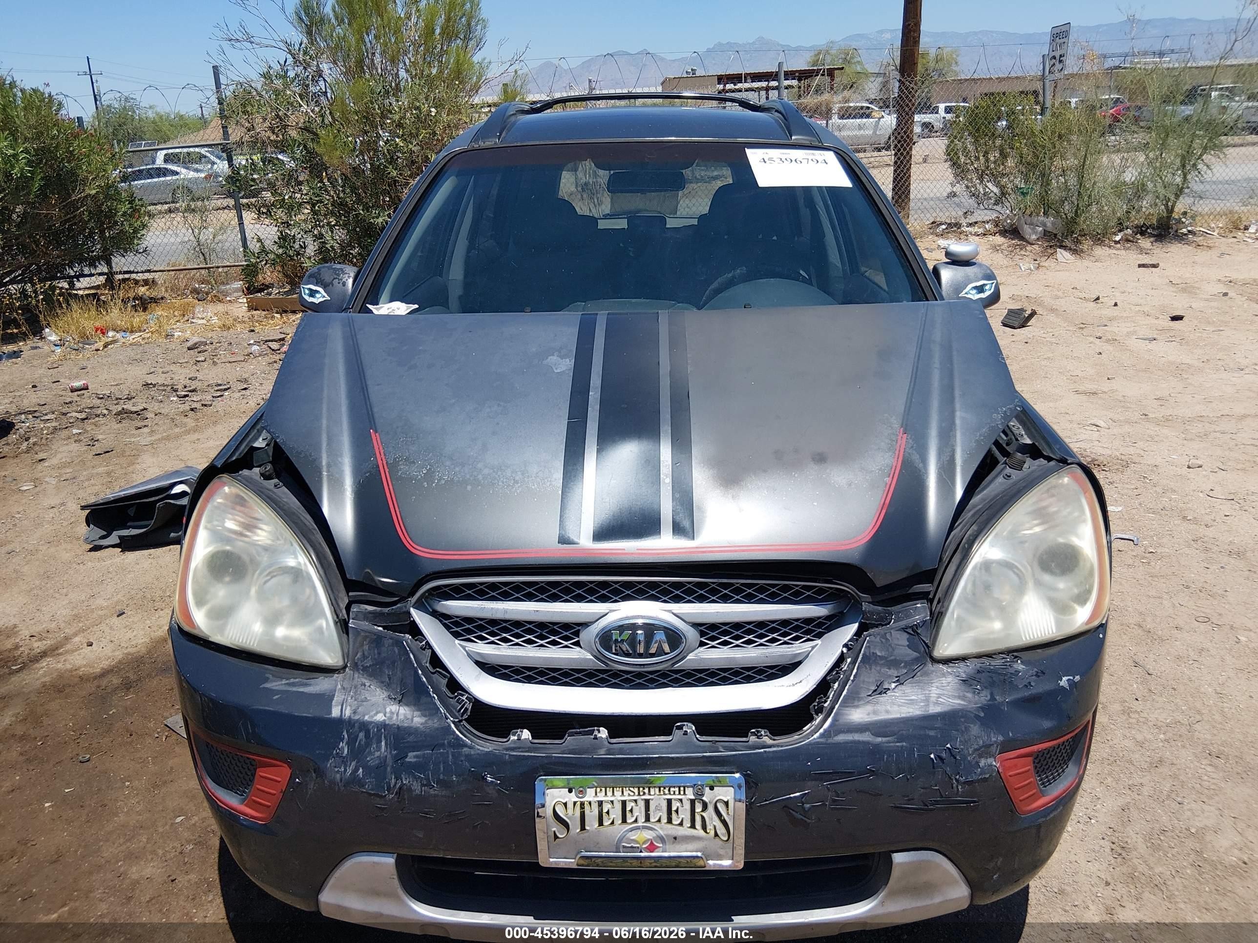 2007 Kia Rondo Lx Gray vin: KNAFG525777090628