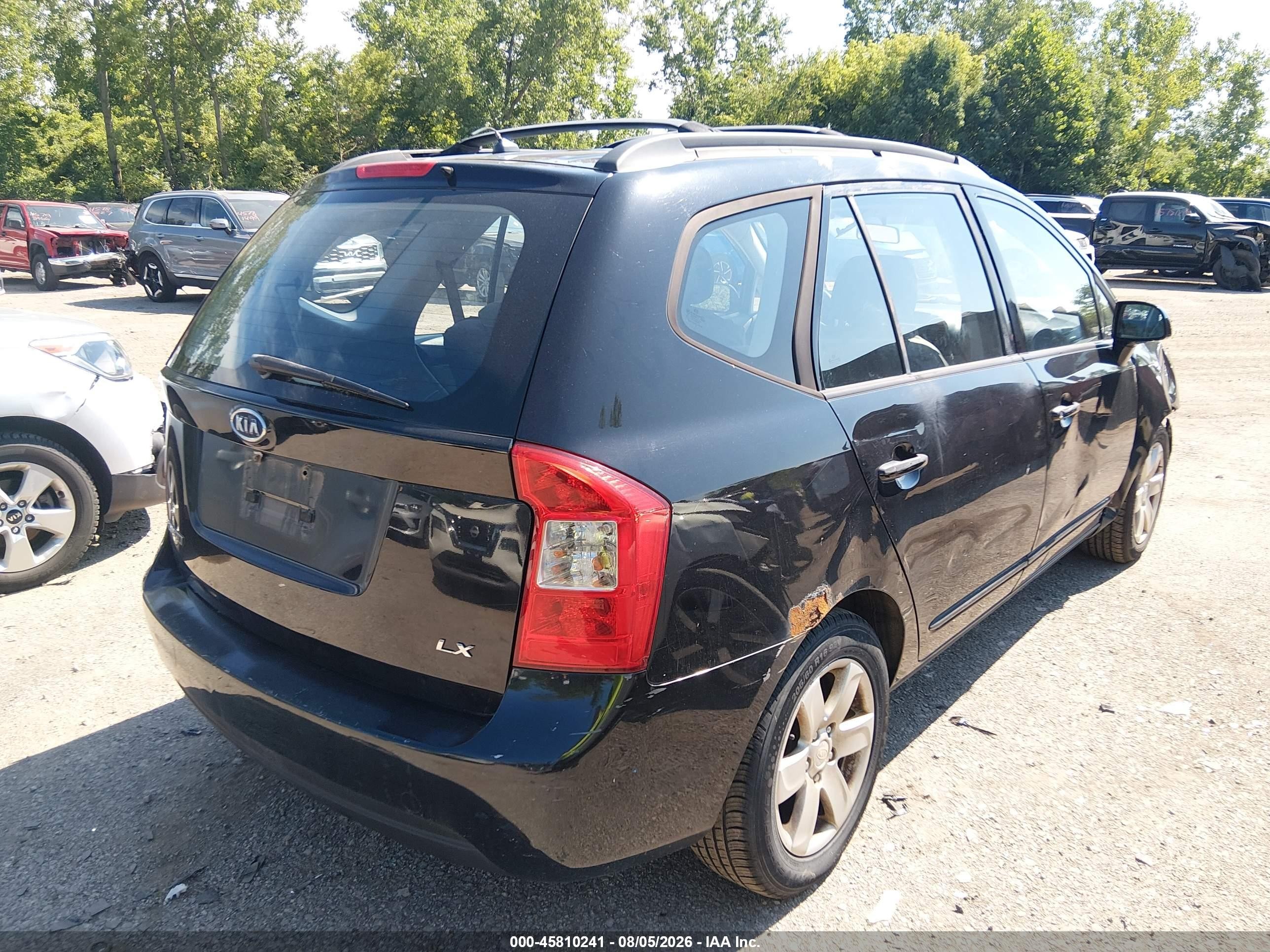 2008 Kia Rondo Lx Черный vin: KNAFG525887209918