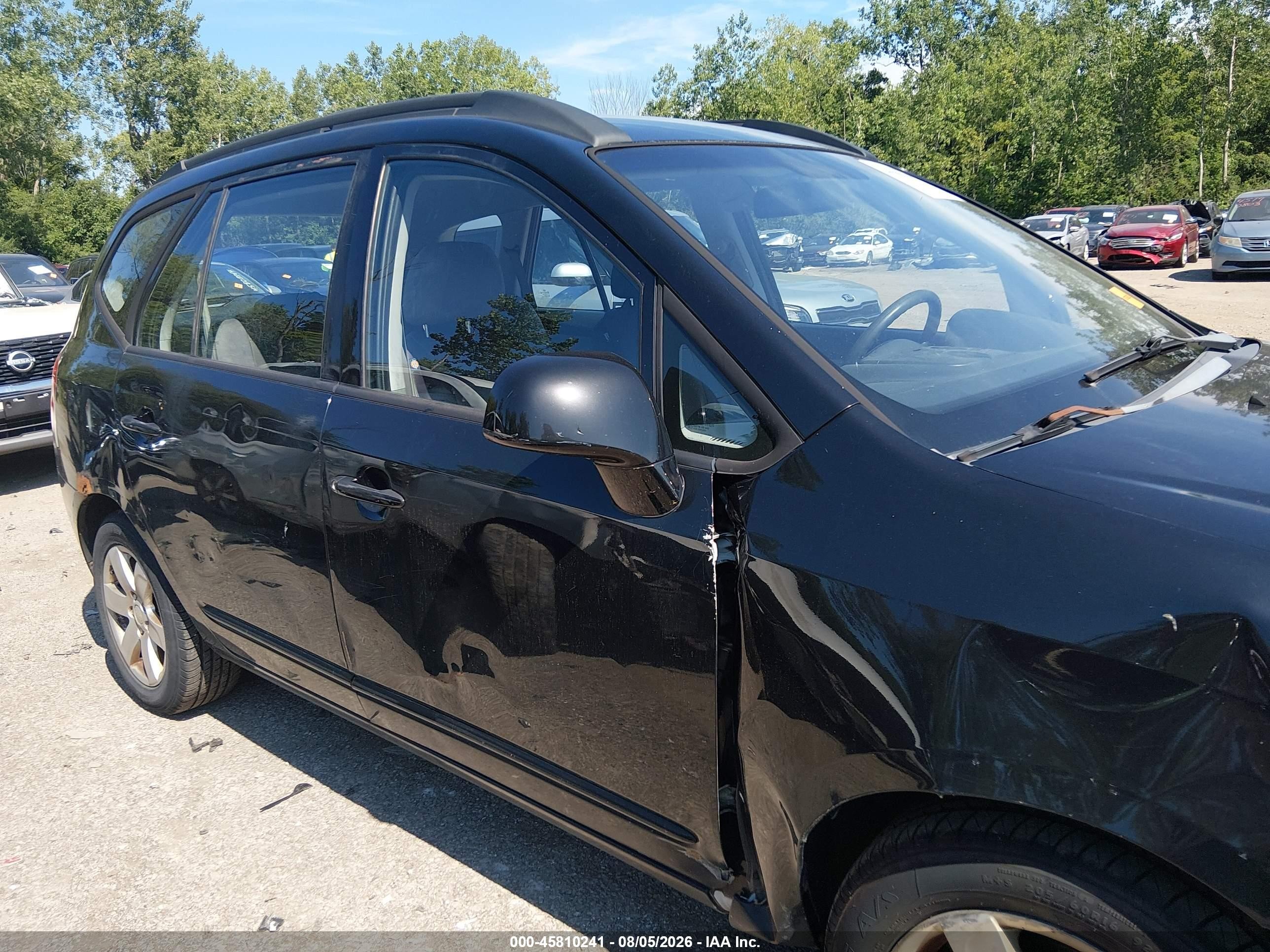 2008 Kia Rondo Lx Черный vin: KNAFG525887209918