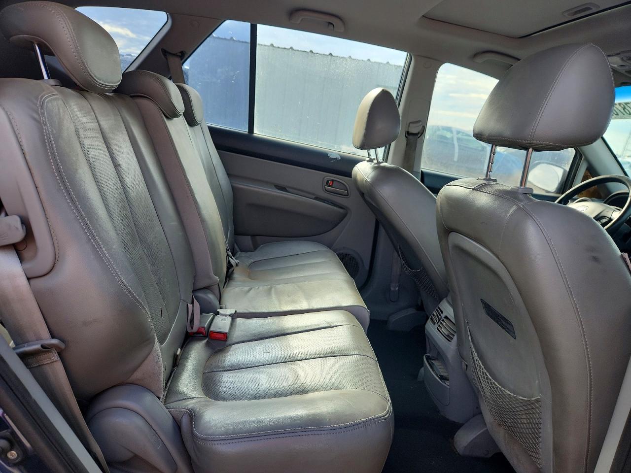2008 Kia Rondo Lx Blue vin: KNAFG526087177295