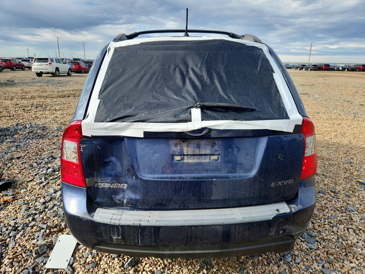 2008 Kia Rondo Lx Blue vin: KNAFG526087177295