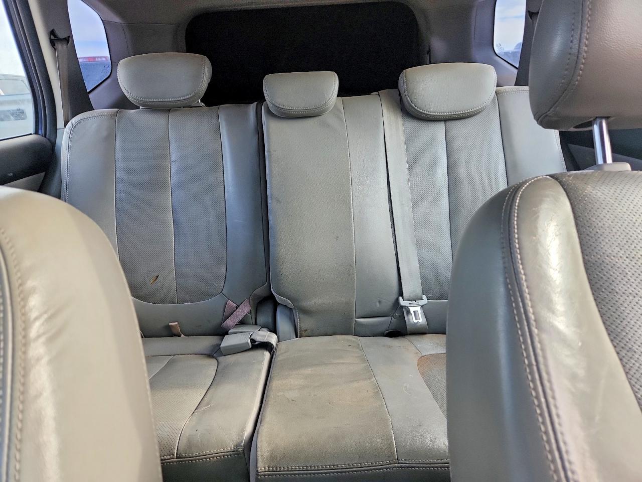 2008 Kia Rondo Lx Blue vin: KNAFG526087177295