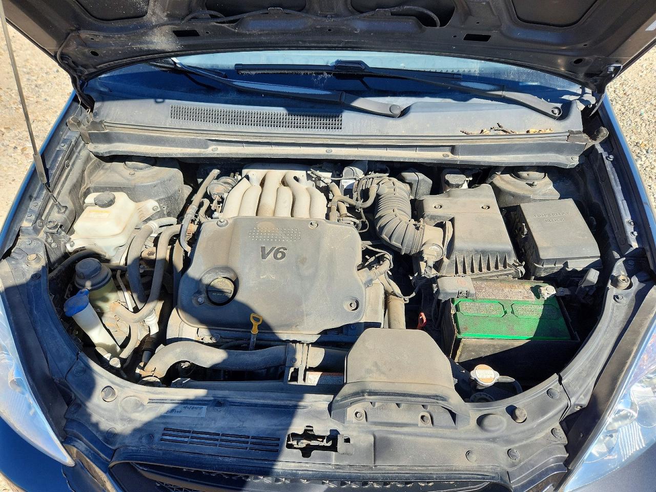 2008 Kia Rondo Lx Gray vin: KNAFG526087182870