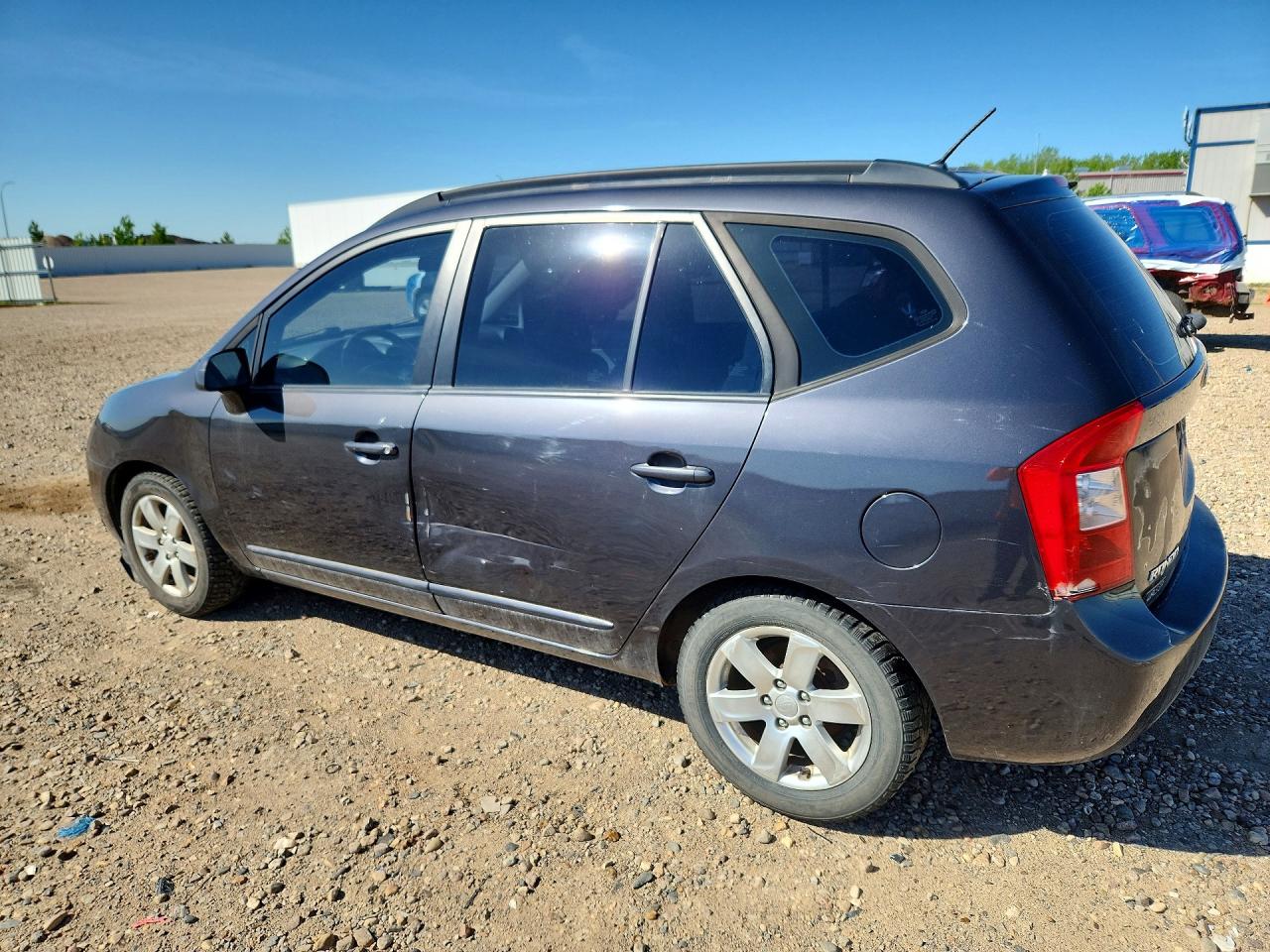 2008 Kia Rondo Lx Gray vin: KNAFG526087182870
