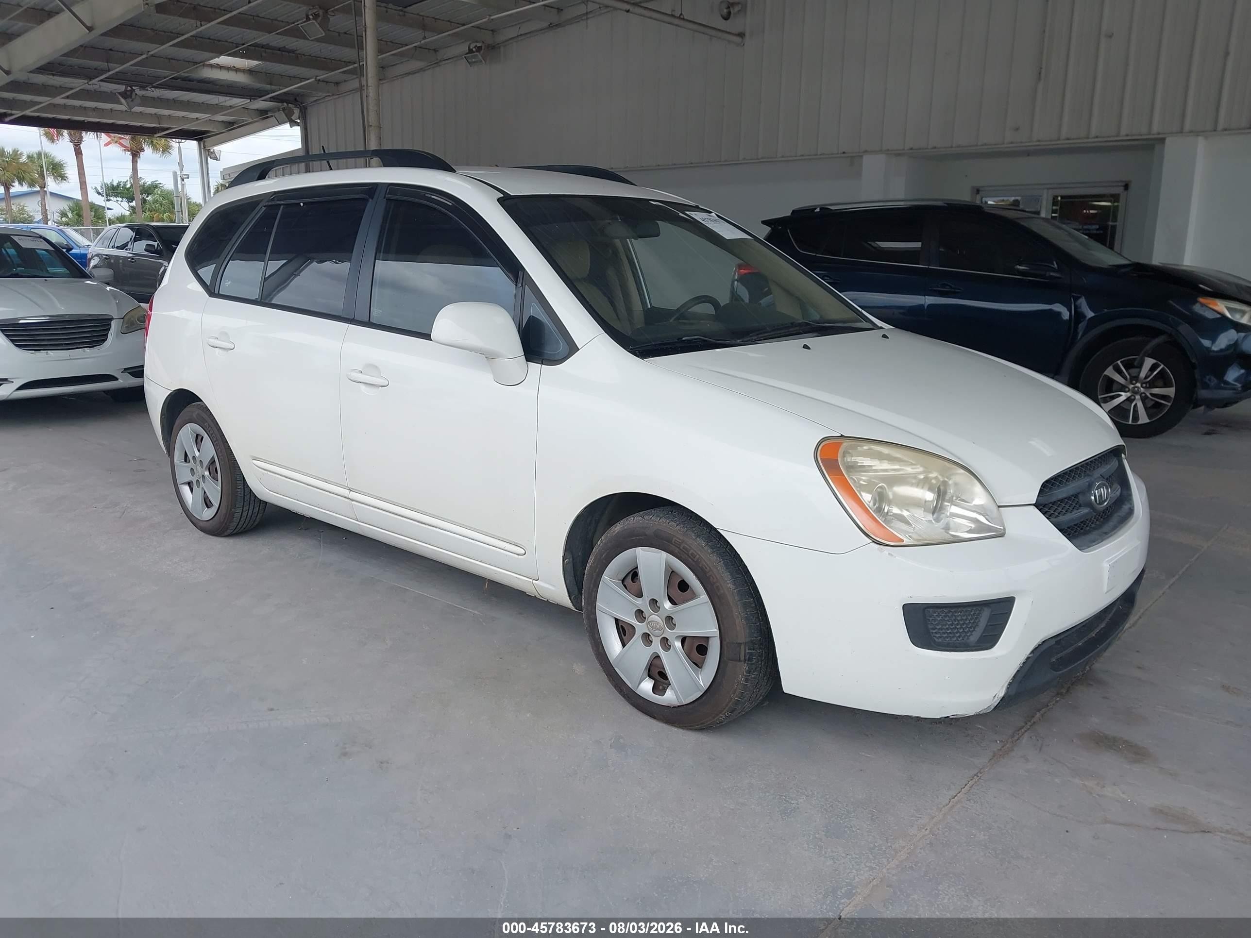 2009 Kia Rondo Lx V6 White vin: KNAFG526097252238