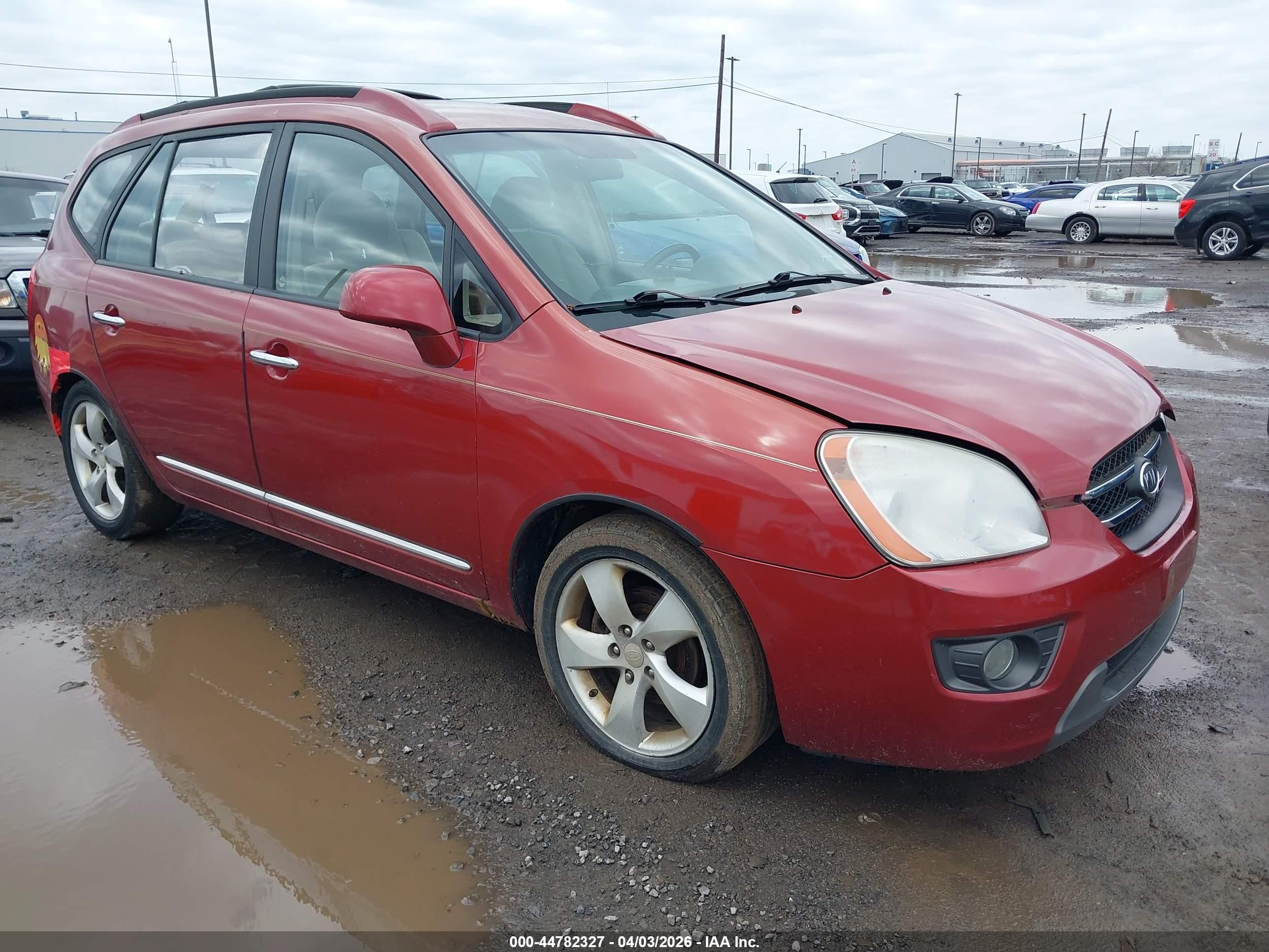 2007 Kia Rondo Ex V6 Red vin: KNAFG526277044858