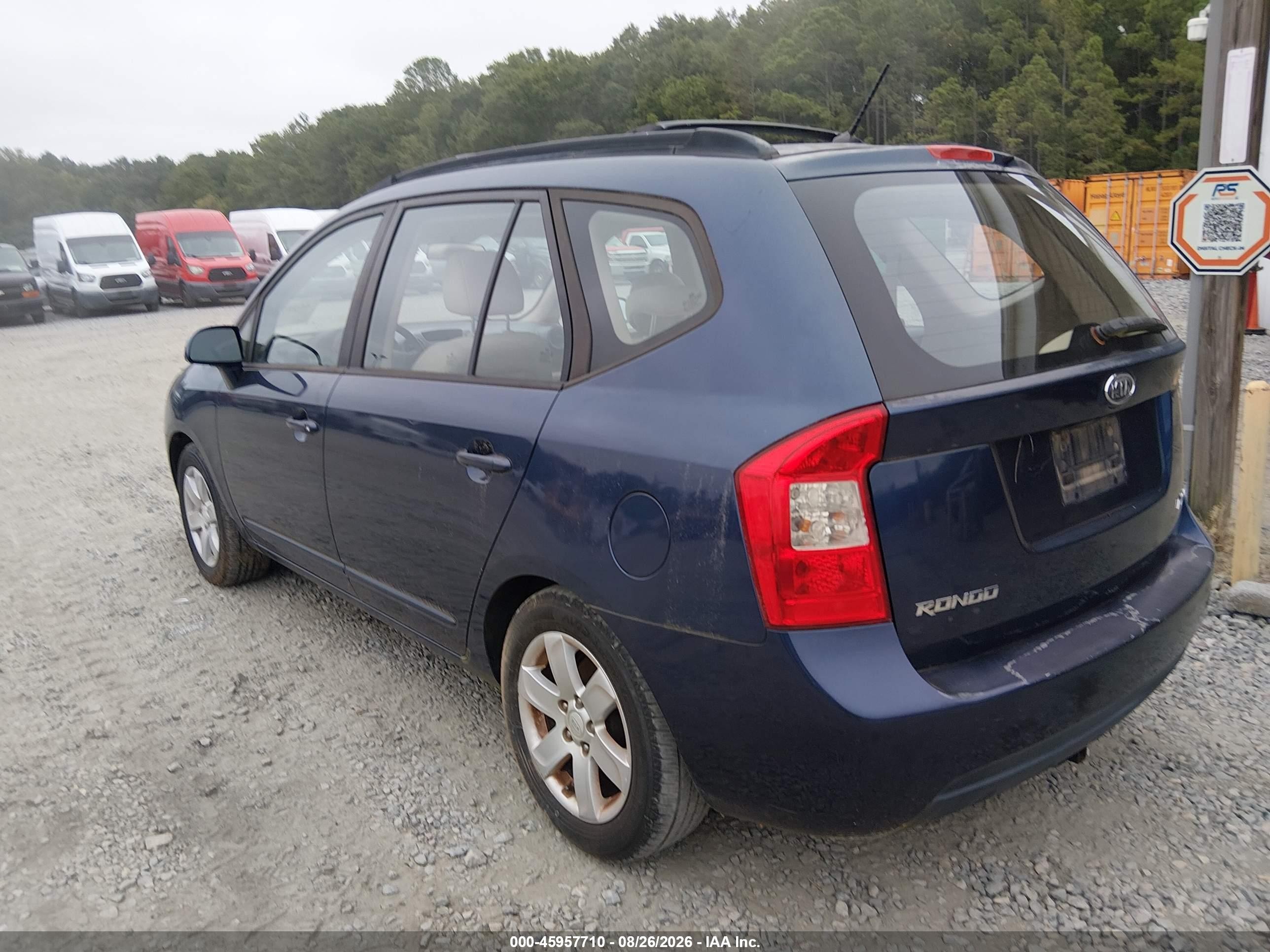 2008 Kia Rondo Lx V6 Blue vin: KNAFG526487172939