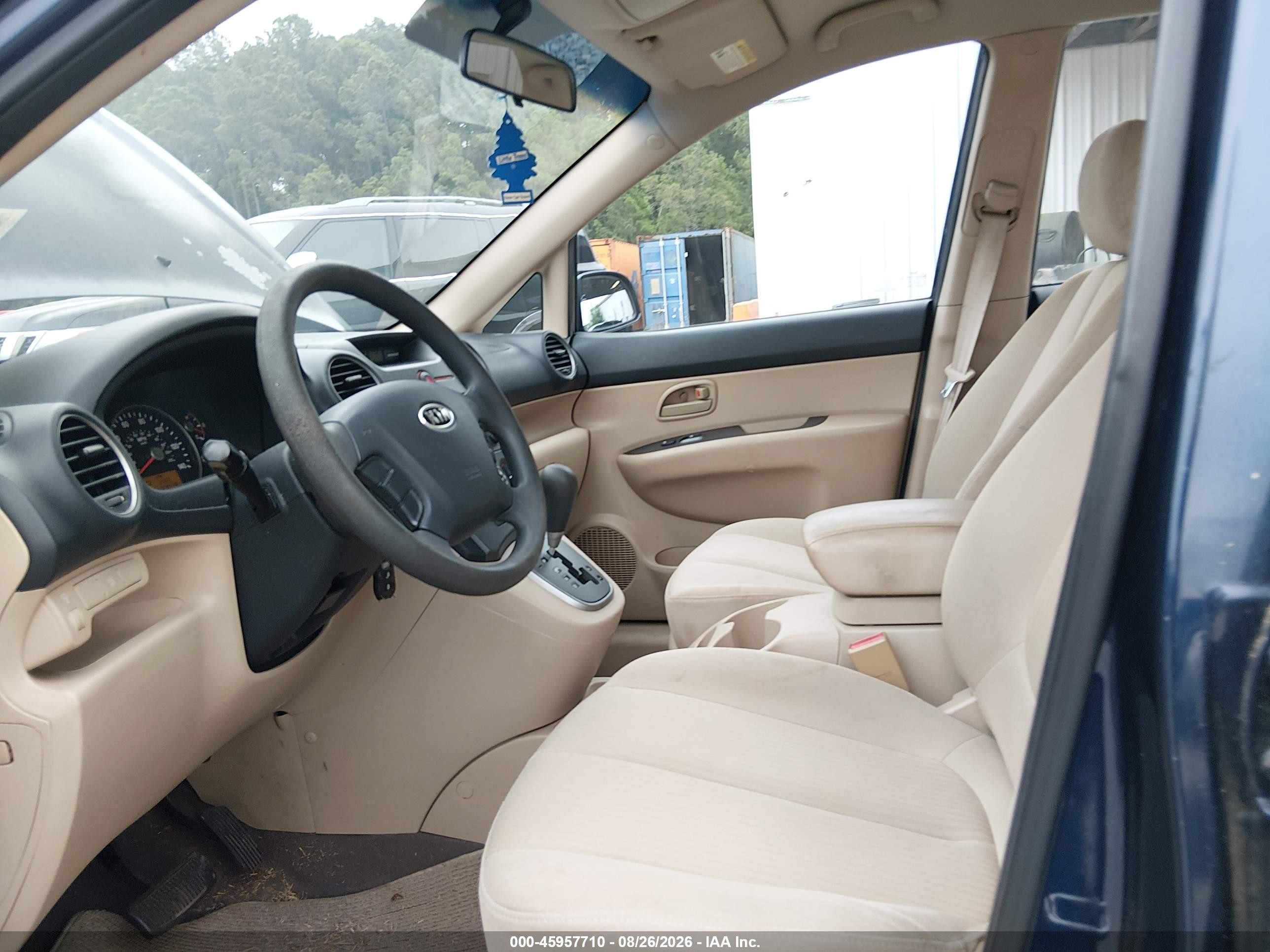 2008 Kia Rondo Lx V6 Blue vin: KNAFG526487172939