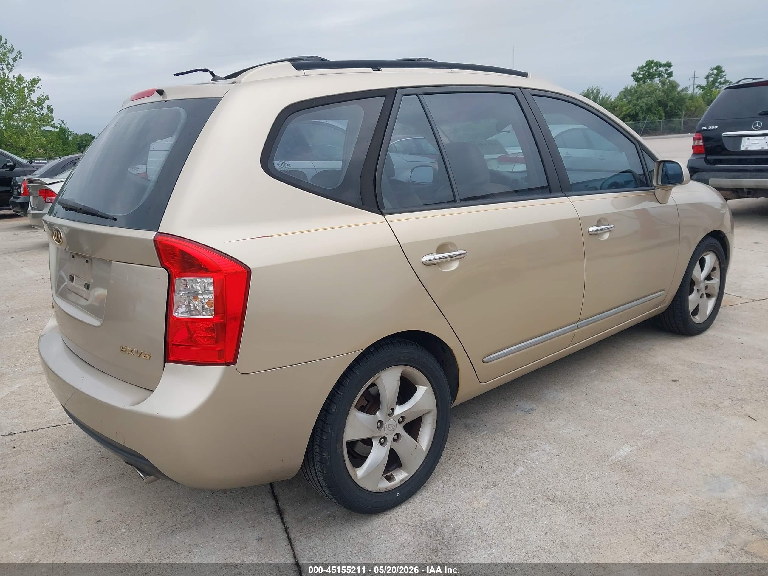 2007 Kia Rondo Ex V6 Gold vin: KNAFG526577053635
