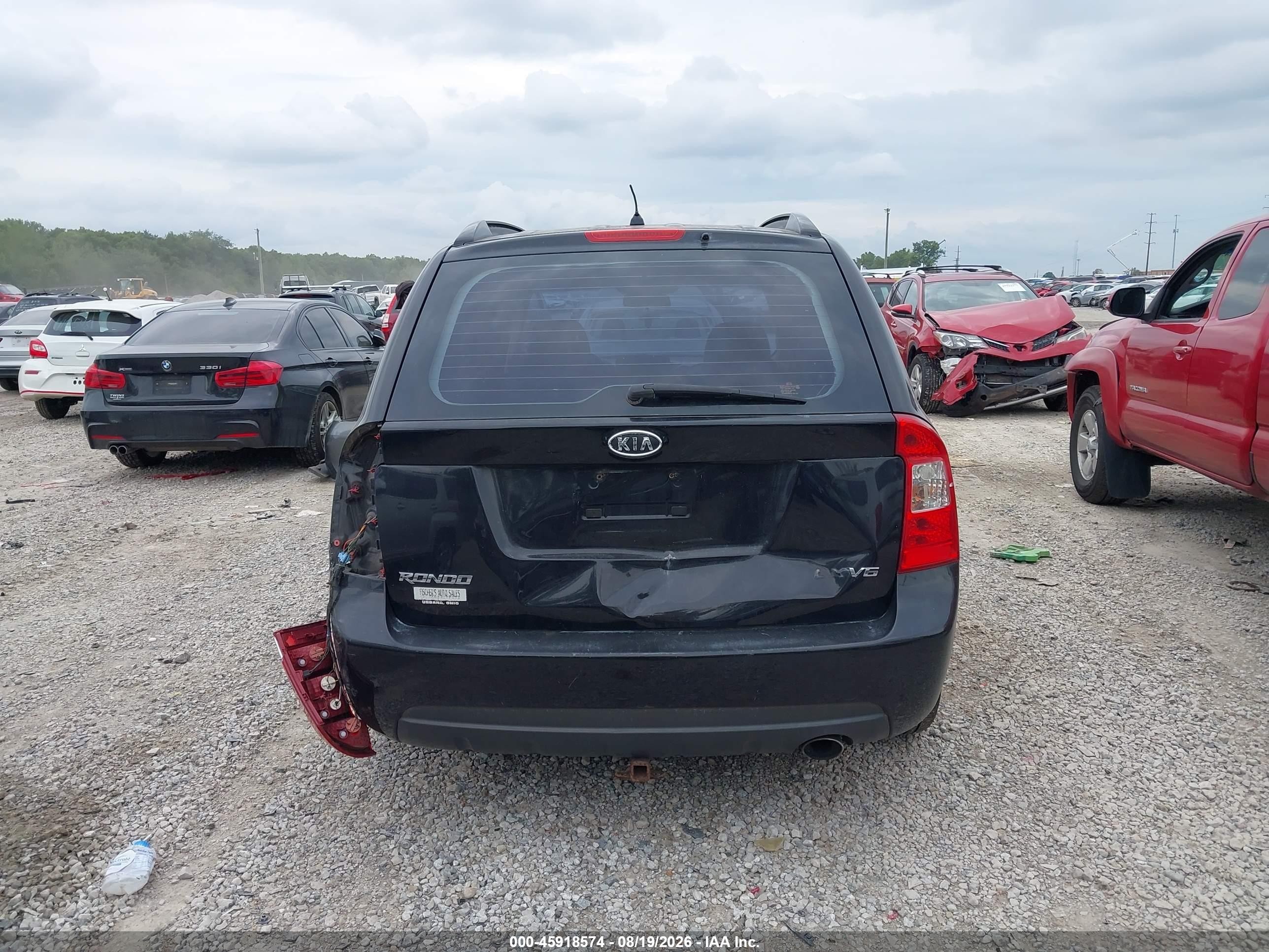2007 Kia Rondo Lx V6 Black vin: KNAFG526577058155