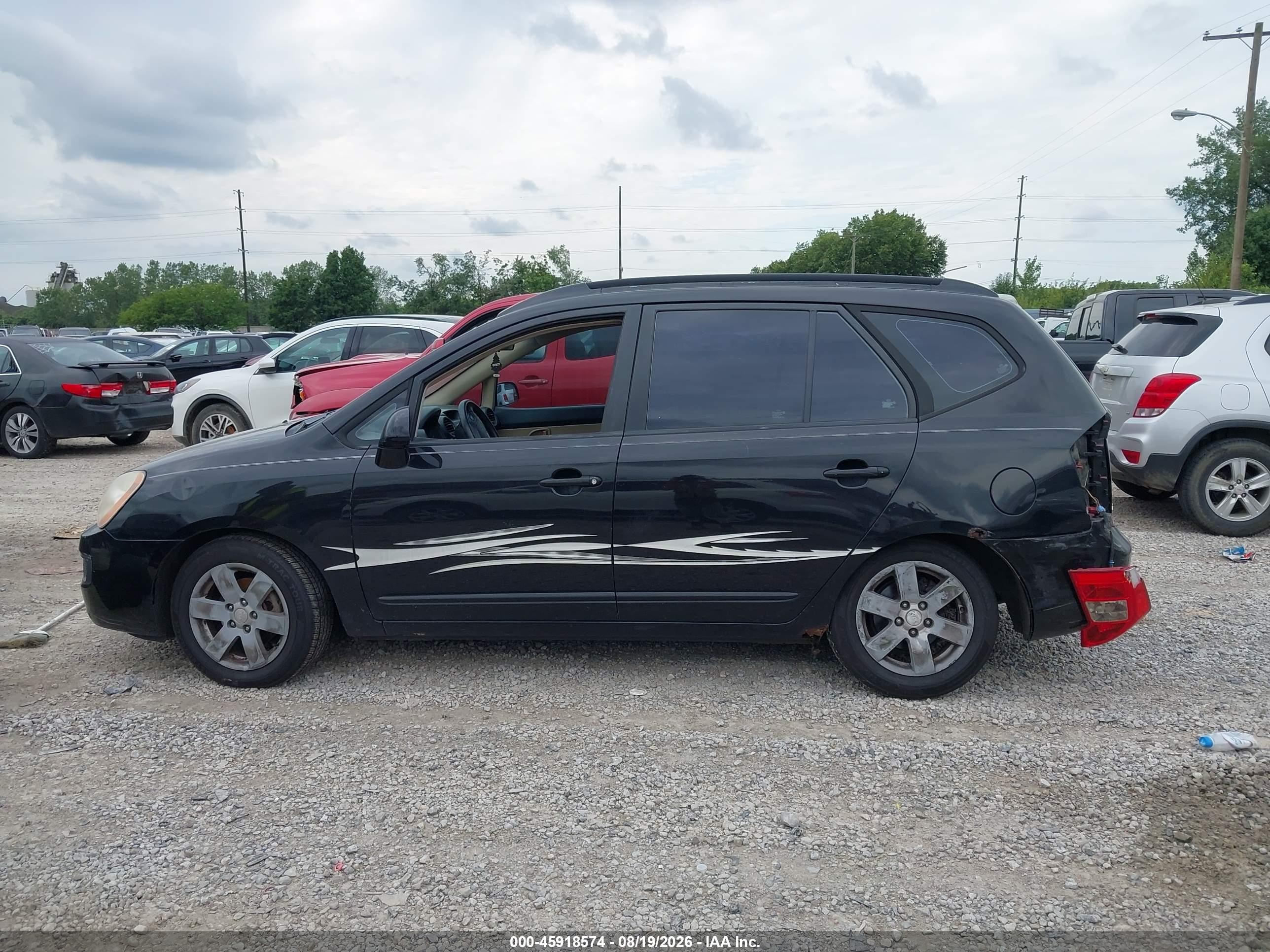 2007 Kia Rondo Lx V6 Black vin: KNAFG526577058155