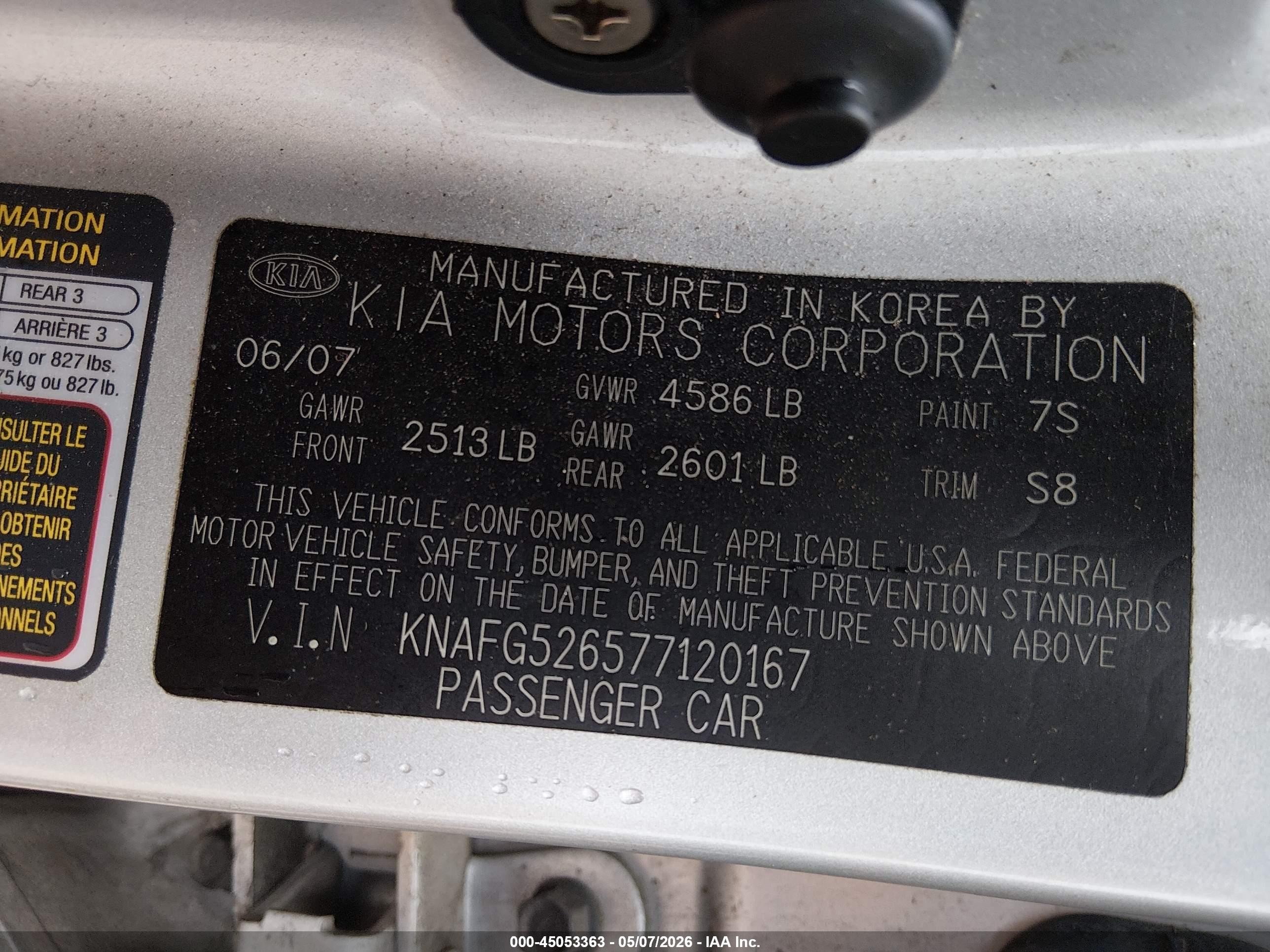 2007 Kia Rondo Ex V6 Silver vin: KNAFG526577120167