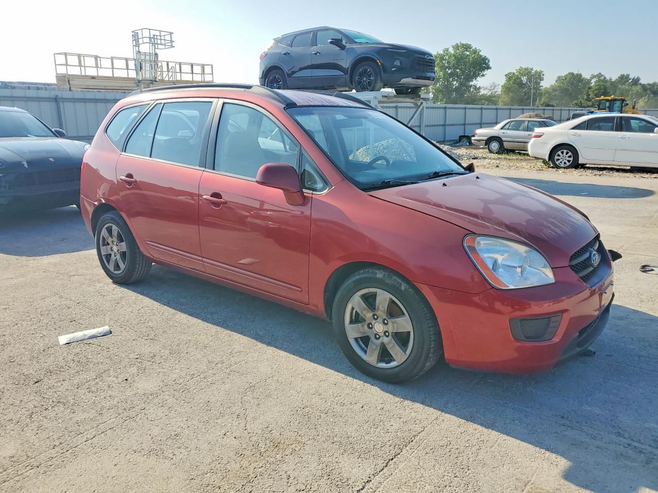 2008 Kia Rondo Lx Red vin: KNAFG526587144552