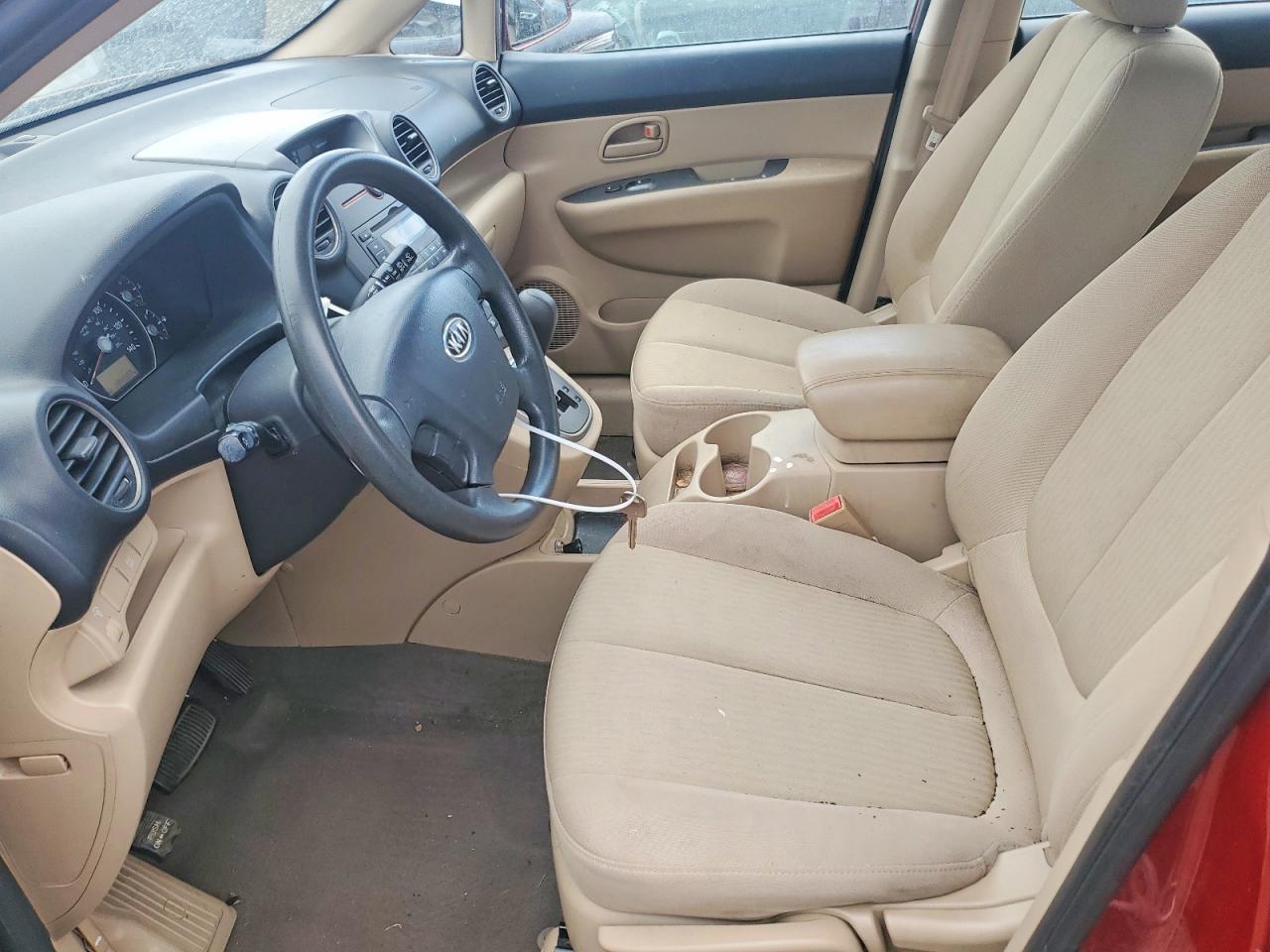 2008 Kia Rondo Lx Red vin: KNAFG526587144552